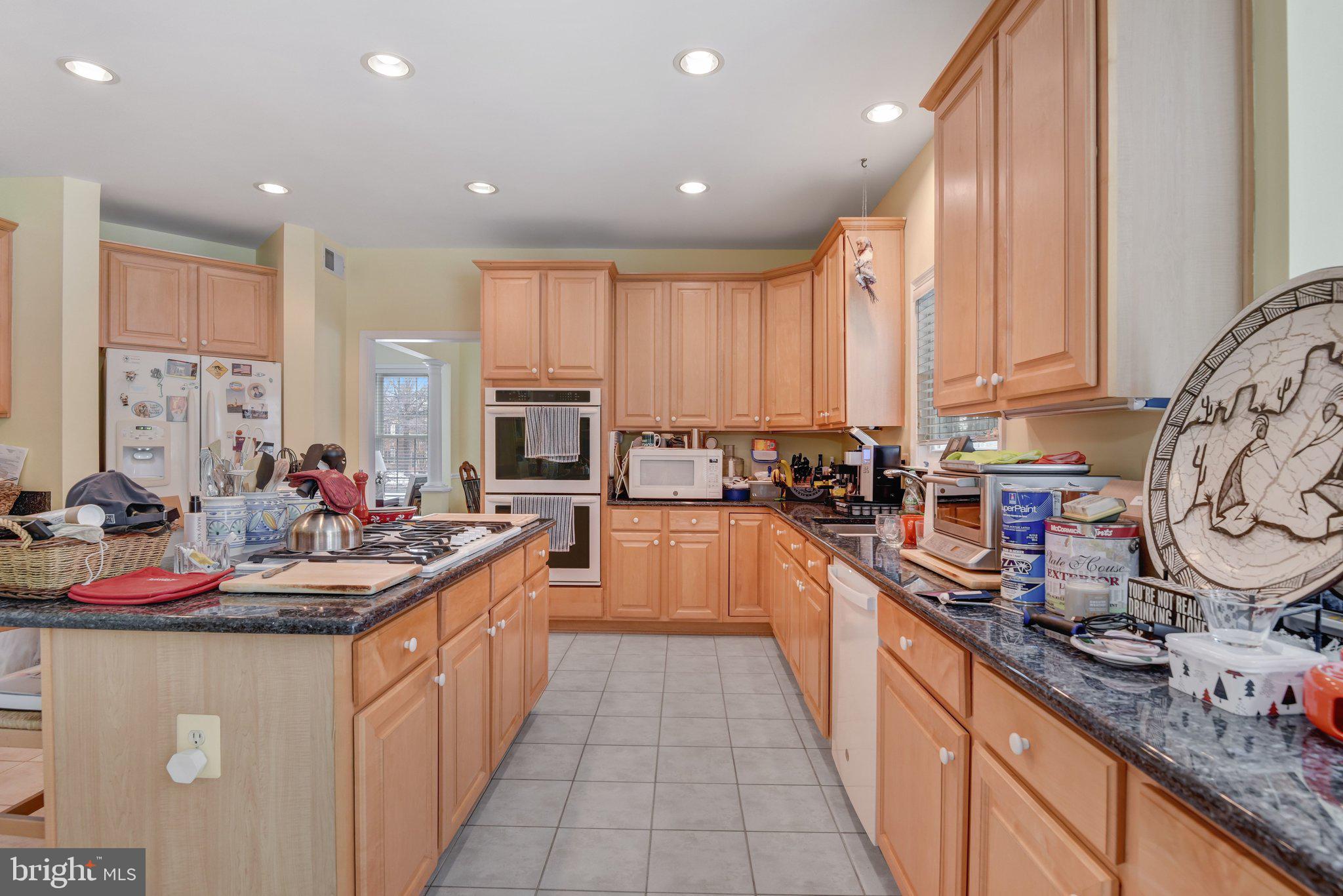 VIRGINIA OAKS - Residential