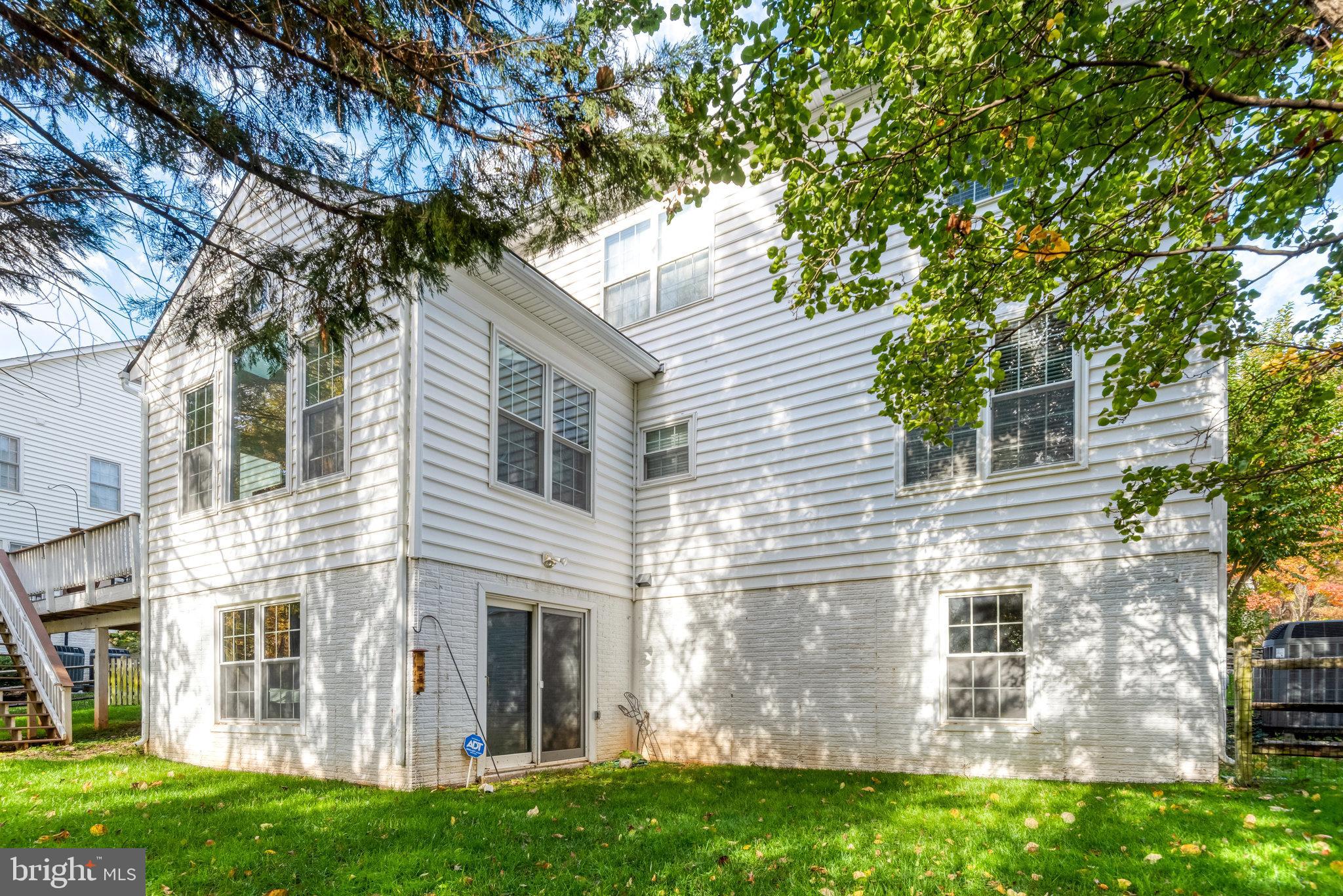 VIRGINIA OAKS - Residential