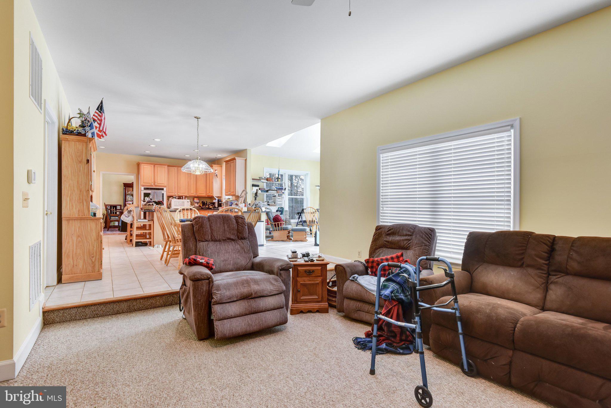 VIRGINIA OAKS - Residential