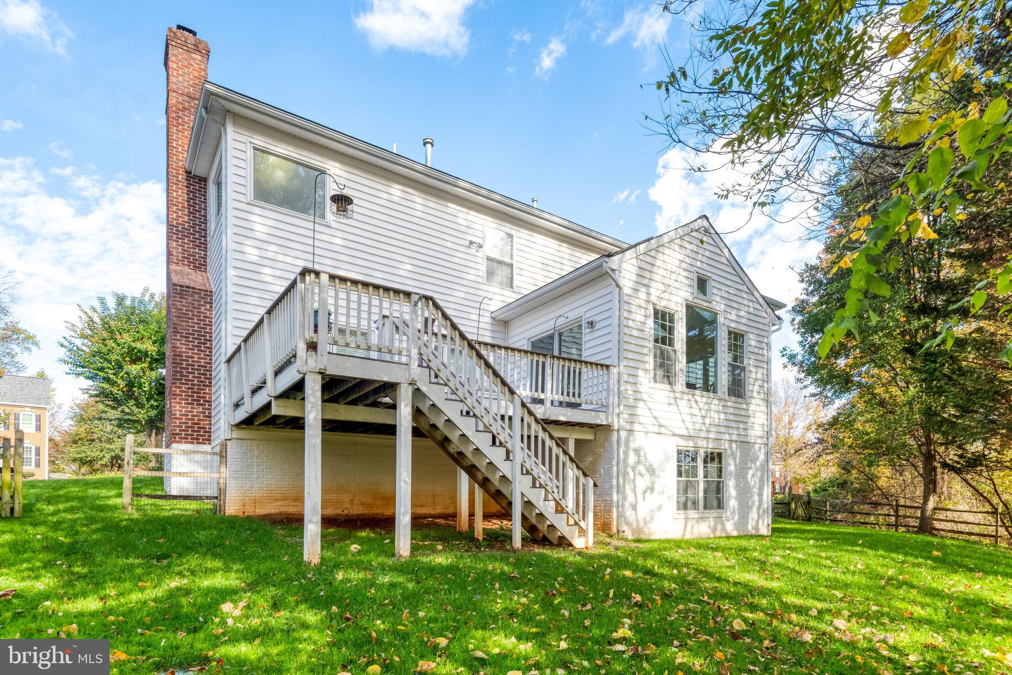 VIRGINIA OAKS - Residential