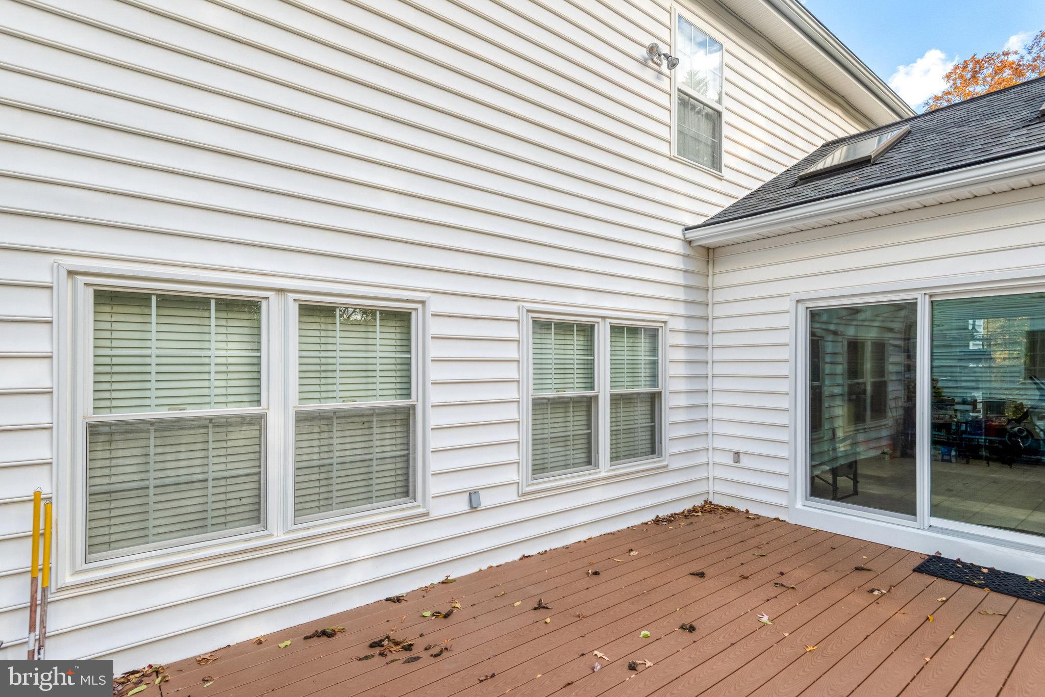 VIRGINIA OAKS - Residential