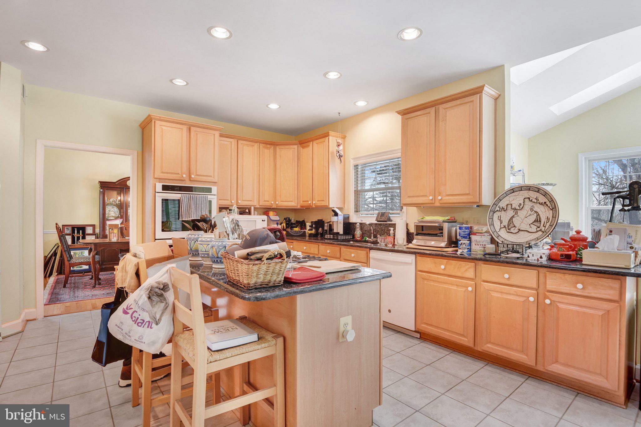 VIRGINIA OAKS - Residential