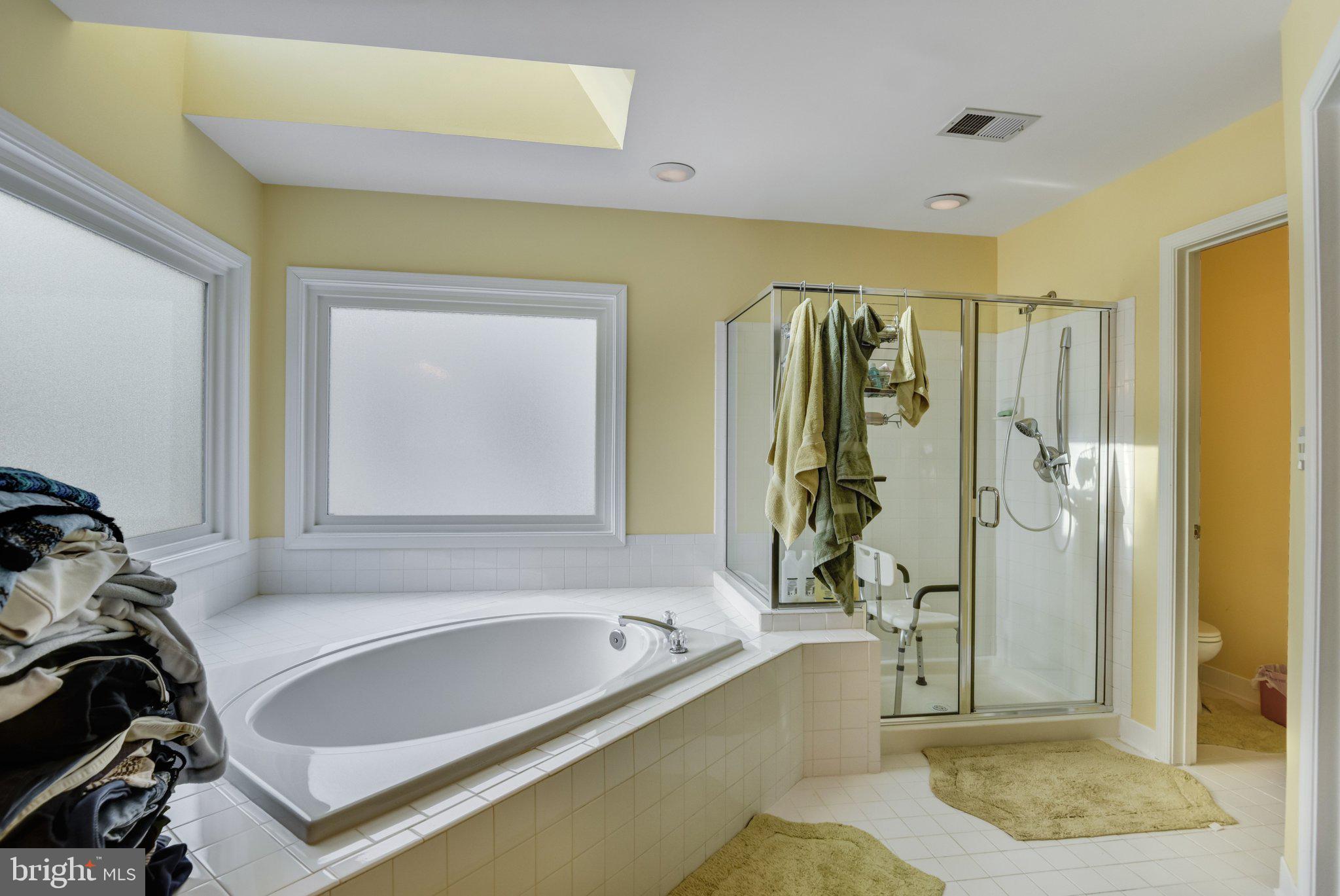 VIRGINIA OAKS - Residential