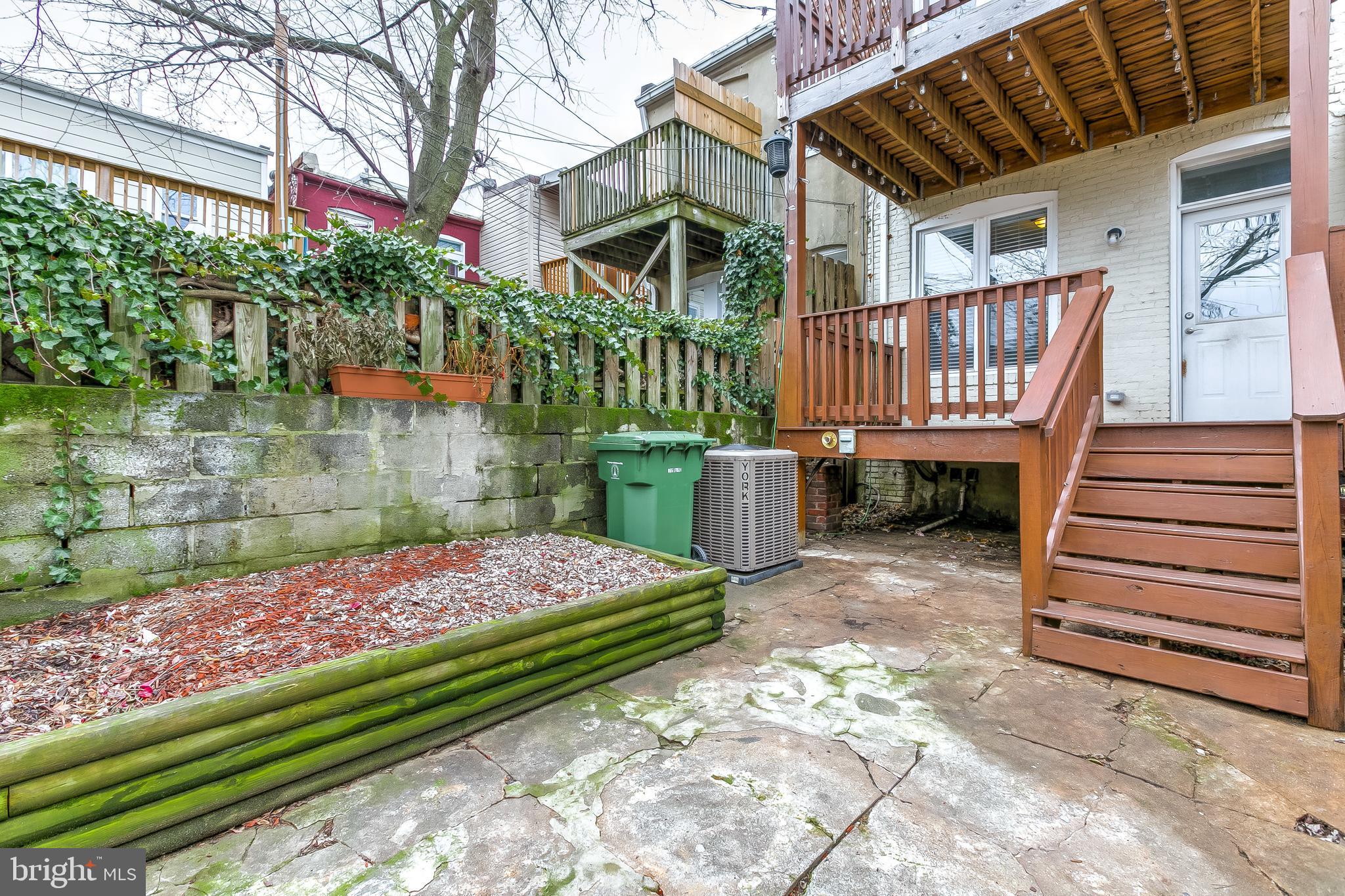 BUTCHER'S HILL - Residential