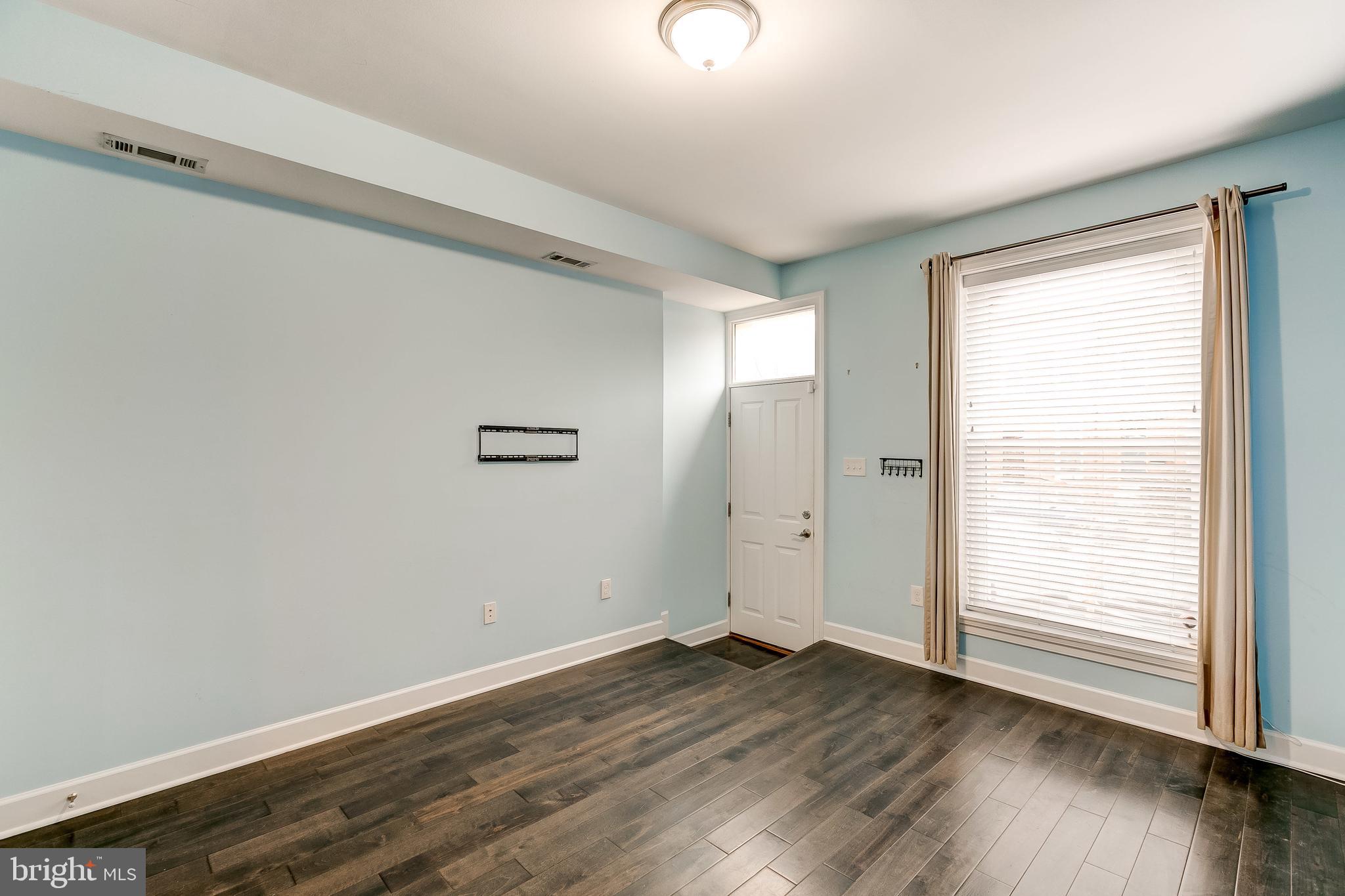 BUTCHER'S HILL - Residential