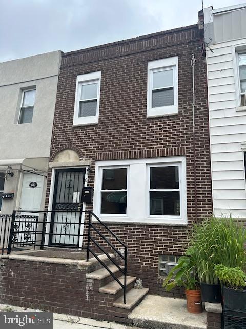 Welcome Home!! Come see this lovely 3 bedroom, 2 full baths, move in condition Townhome located in the heart of South Philadelphia. As you enter you notice the new all weather flooring throughout. Updated kitchen has new custom cabinetry with slow closing drawers, granite Countertops and new appliances. The exterior has a nice patio on whch to relax. Upper level has 3 bedrooms, and a new full hall bath. Lower level has a family/game room and another full bath. This home is ready for the new owner.