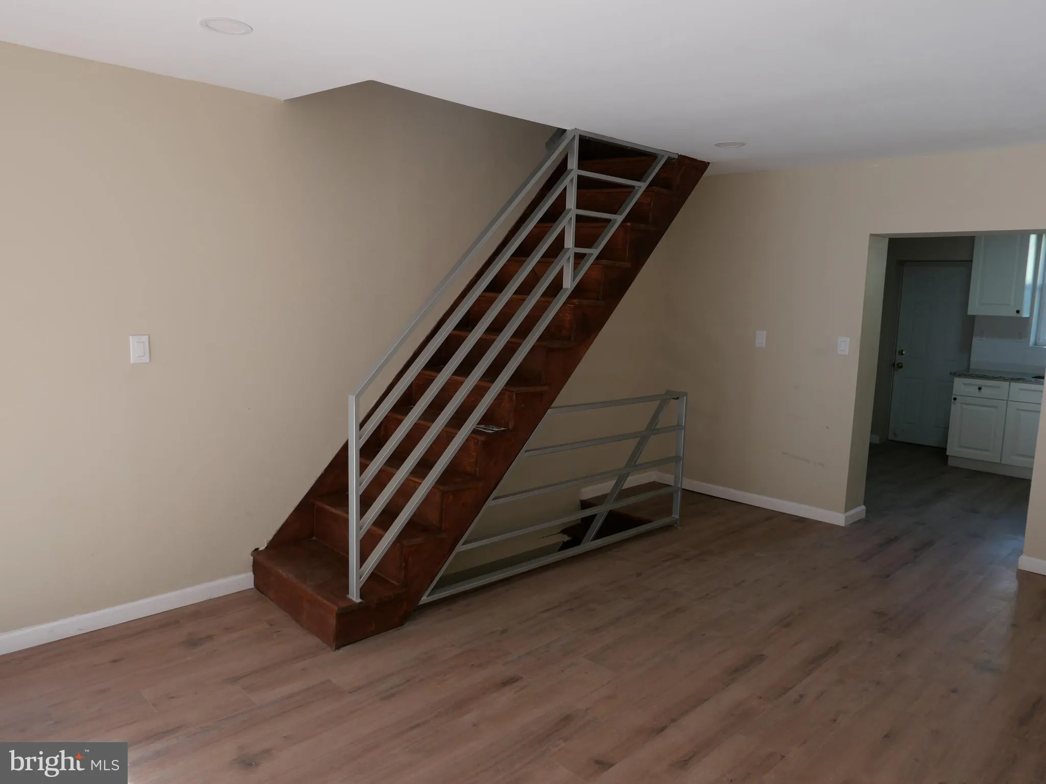 Philadelphia, Pennsylvania 19148, United States, 3 Bedrooms Bedrooms, ,2 BathroomsBathrooms,Residential,Active,184011