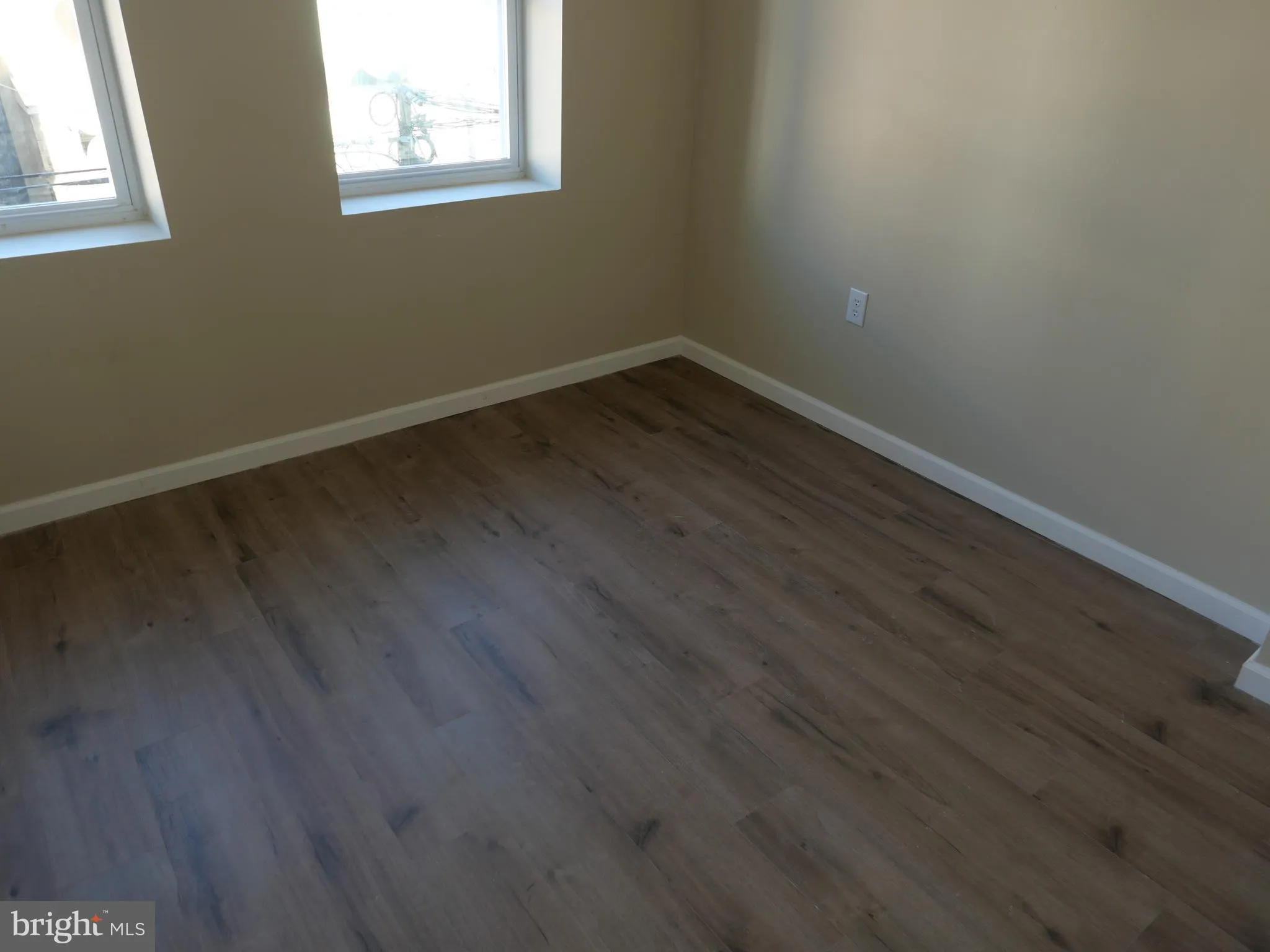 Philadelphia, Pennsylvania 19148, United States, 3 Bedrooms Bedrooms, ,2 BathroomsBathrooms,Residential,Active,184011