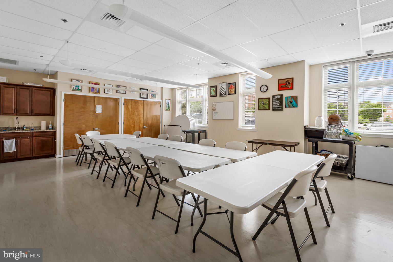 HEARTHSTONE AT VILLAGE CREST CONDOMINIUMS - Residential