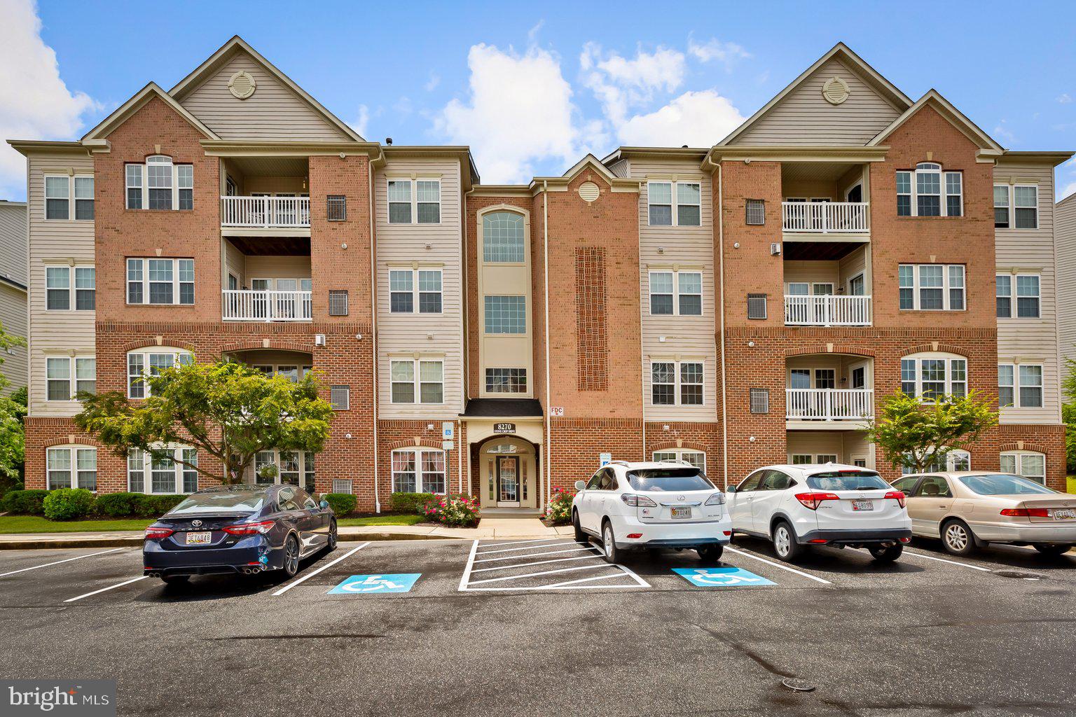 HEARTHSTONE AT VILLAGE CREST CONDOMINIUMS - Residential