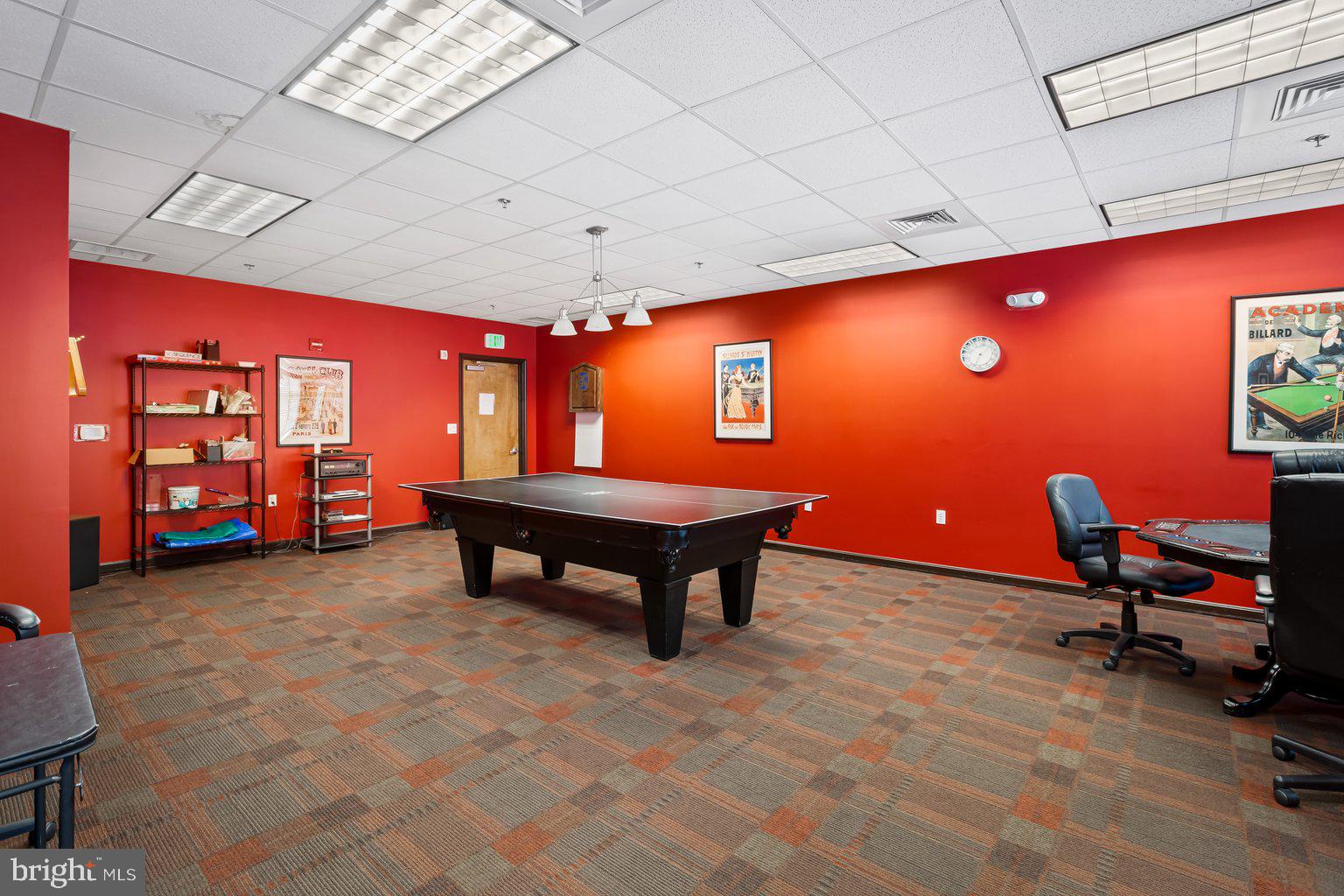 HEARTHSTONE AT VILLAGE CREST CONDOMINIUMS - Residential