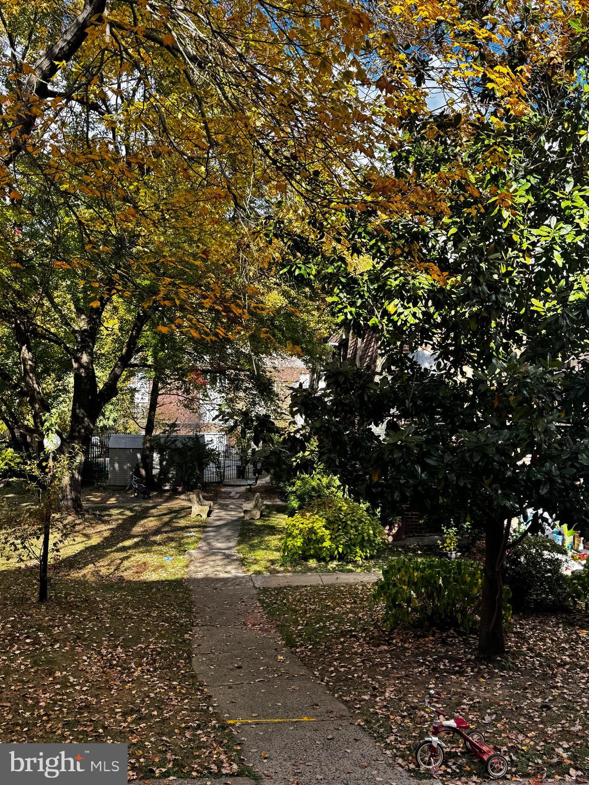 BELLS CORNER - Residential