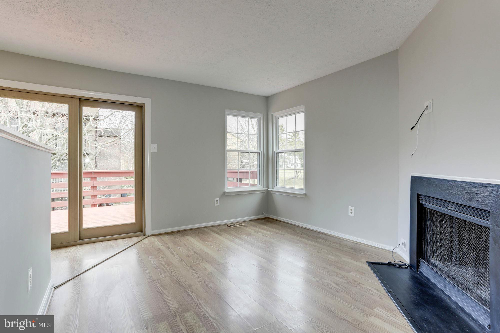 HICKORY RIDGE - Residential