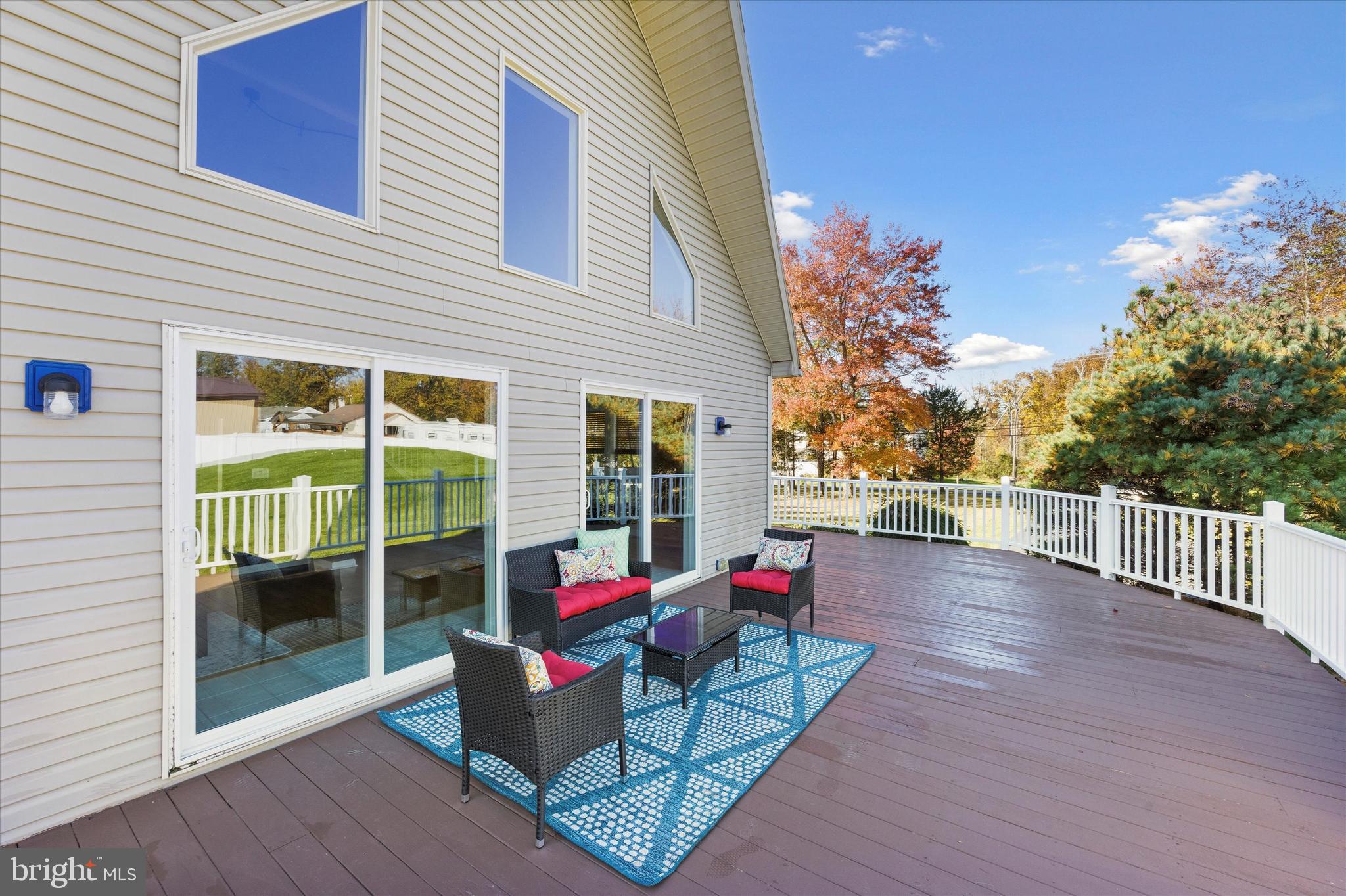 PENNSBURG - Residential