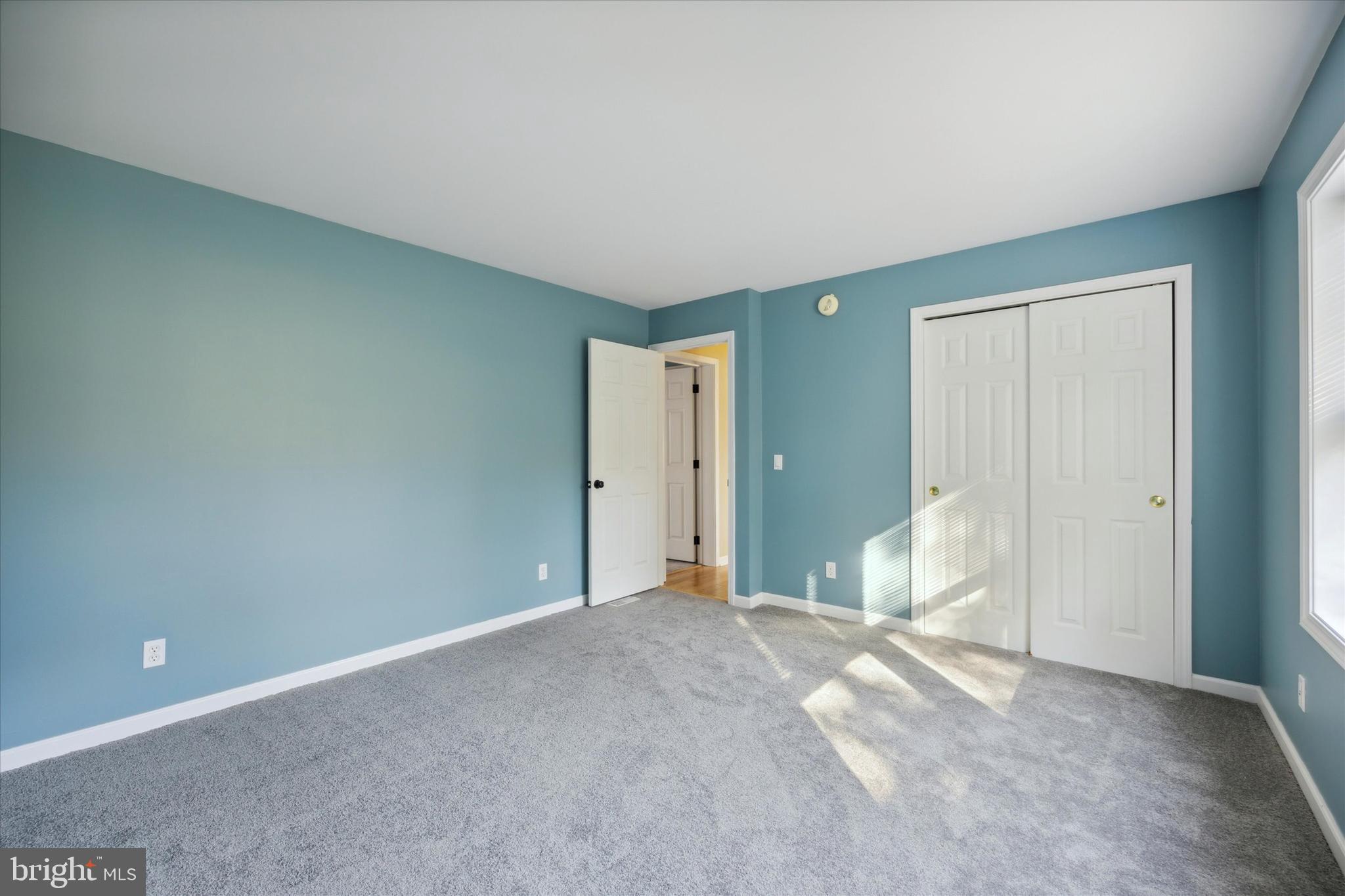 PENNSBURG - Residential