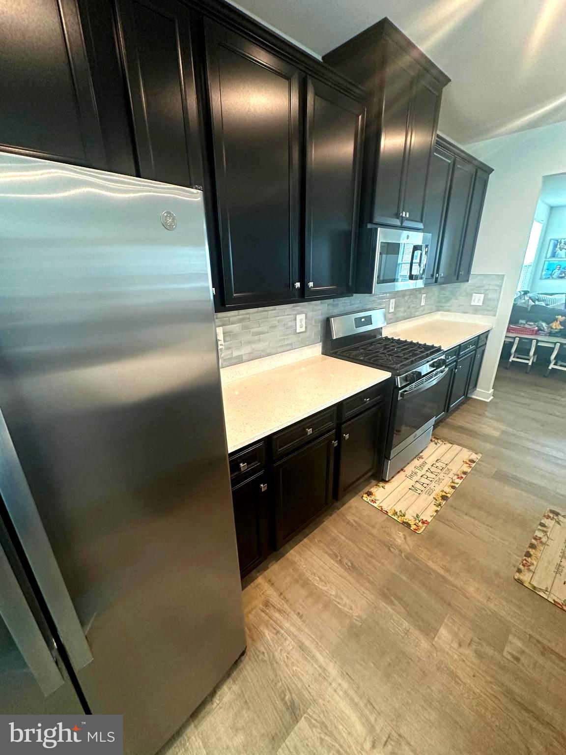 PARKSIDE AT WESTPHALIA - Residential Lease