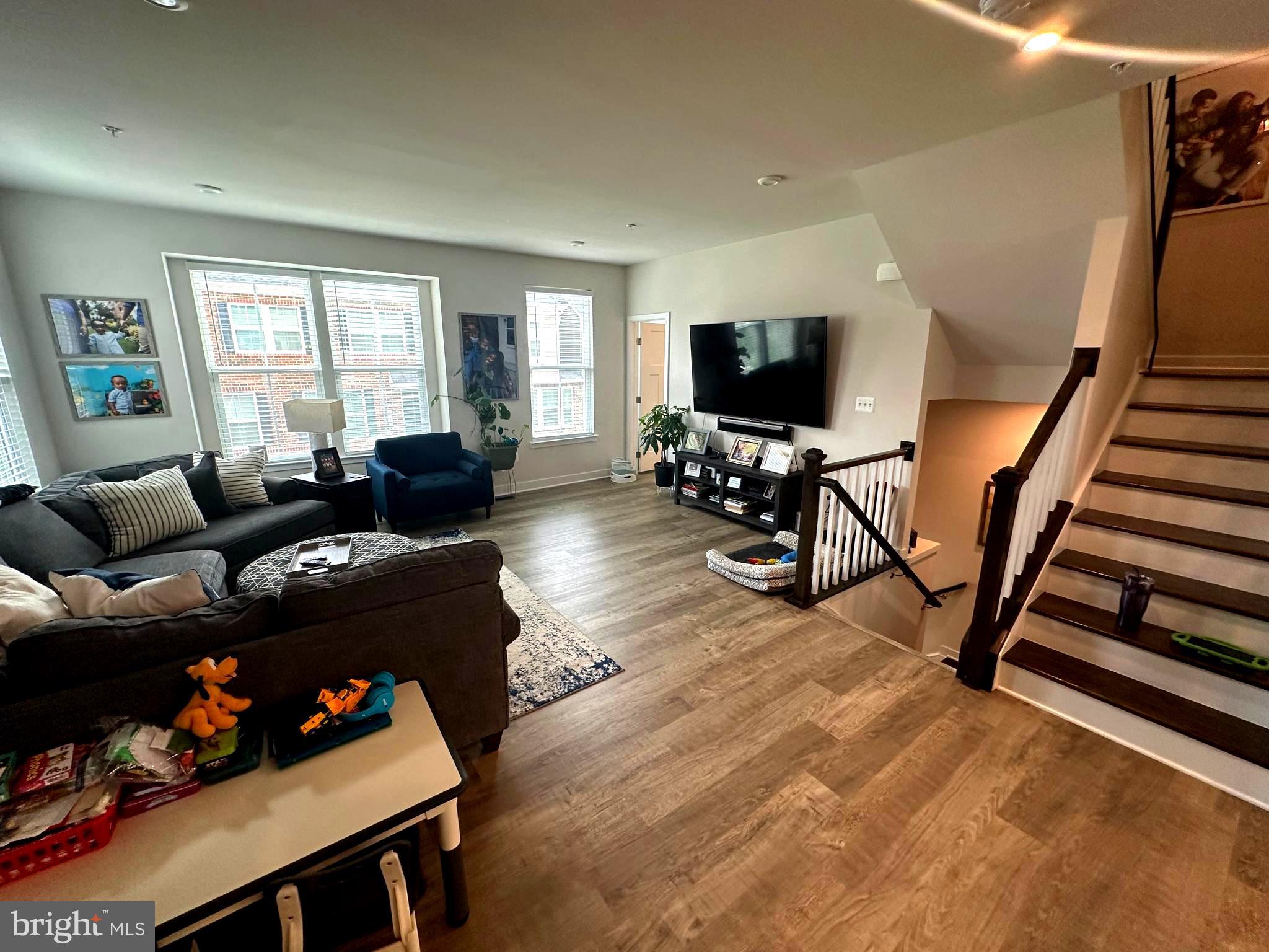 PARKSIDE AT WESTPHALIA - Residential Lease