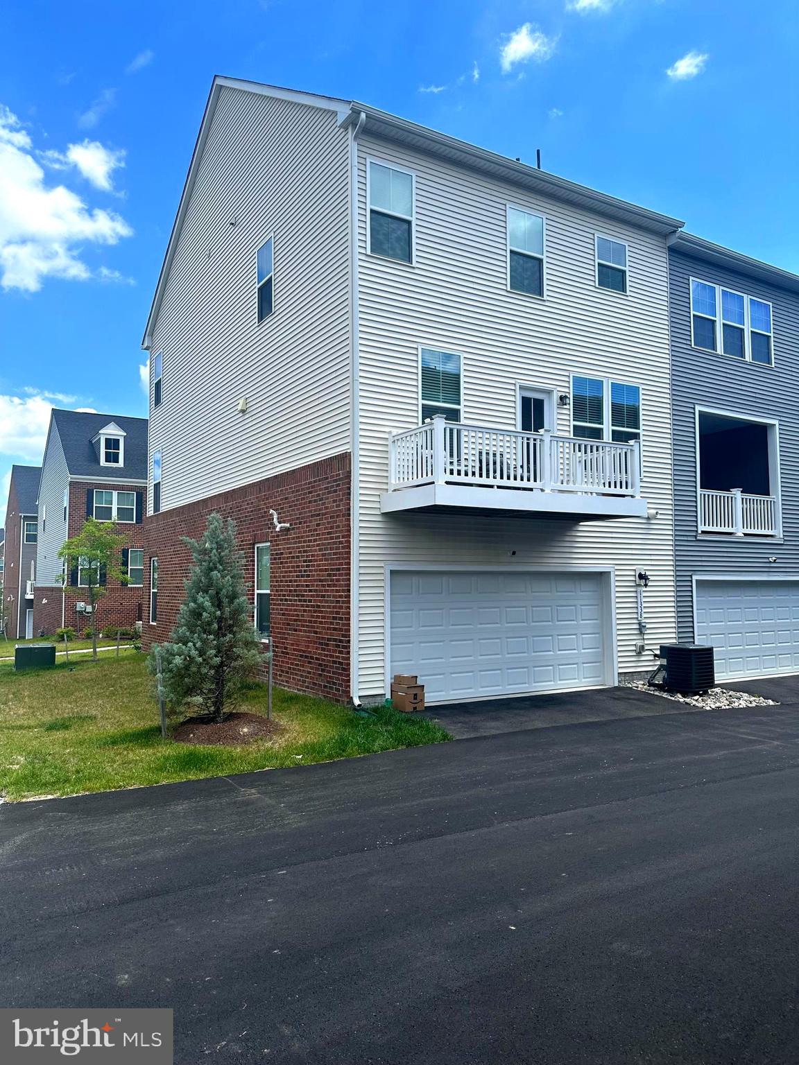 PARKSIDE AT WESTPHALIA - Residential Lease