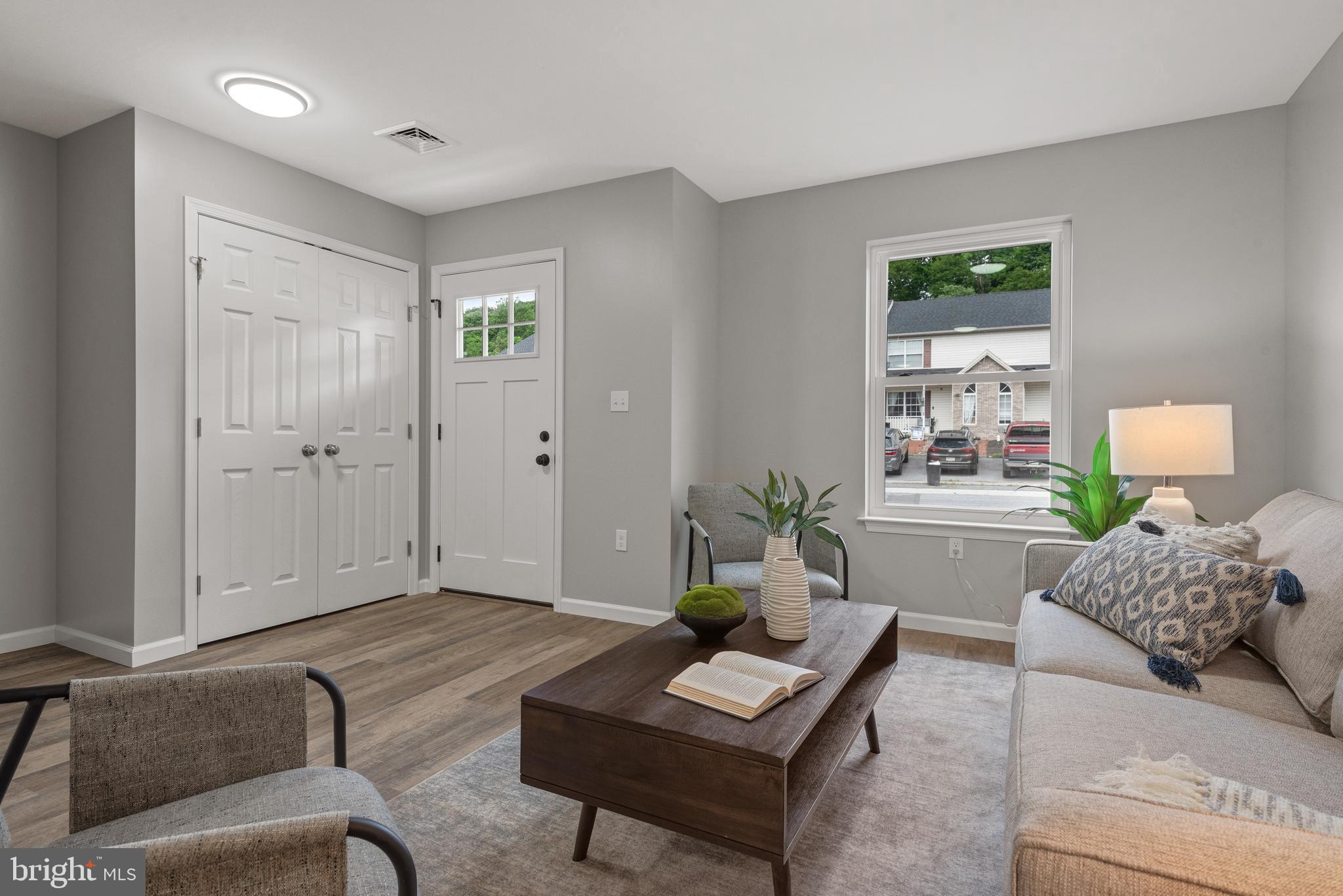 PETERSBURG COMMONS - Residential