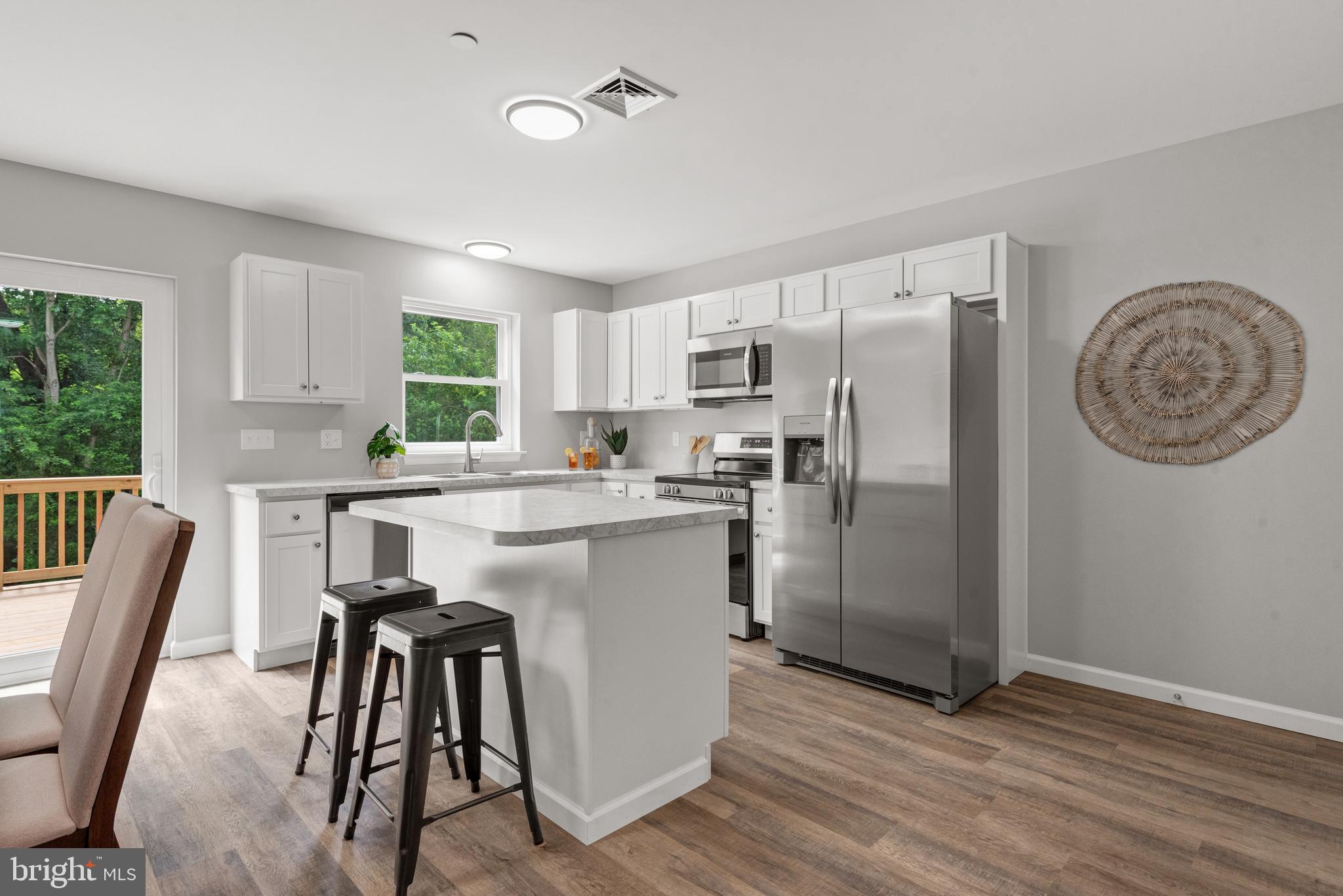 PETERSBURG COMMONS - Residential