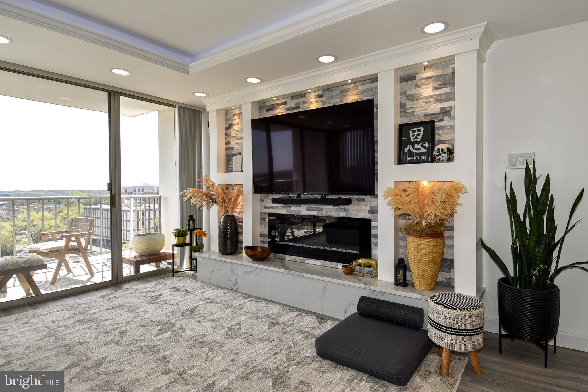 THE FOUNTAINS - Residential