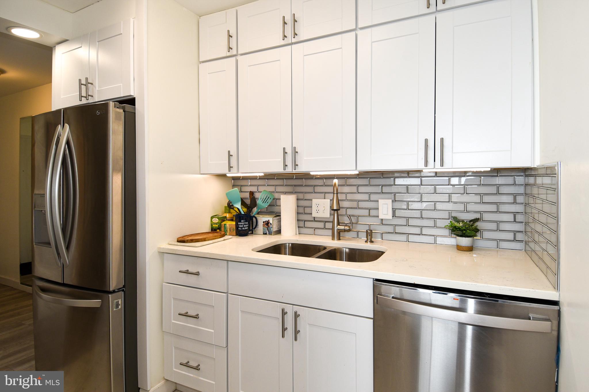 THE FOUNTAINS - Residential