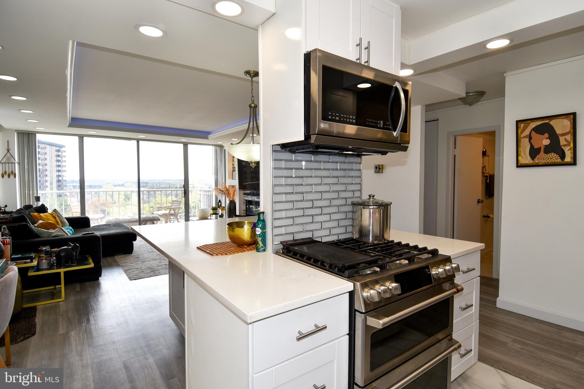 THE FOUNTAINS - Residential