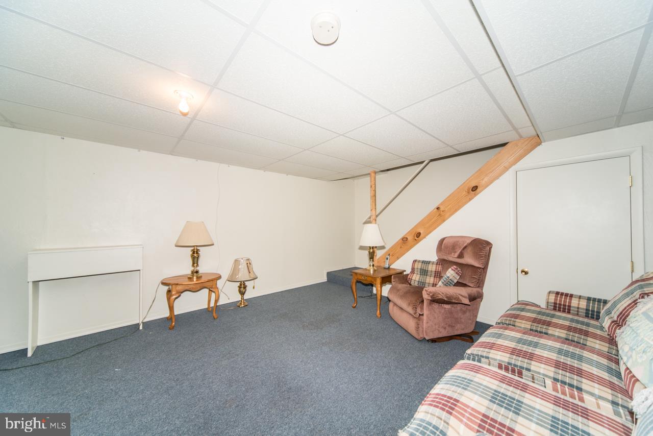 QUAIL HEIGHTS - Residential