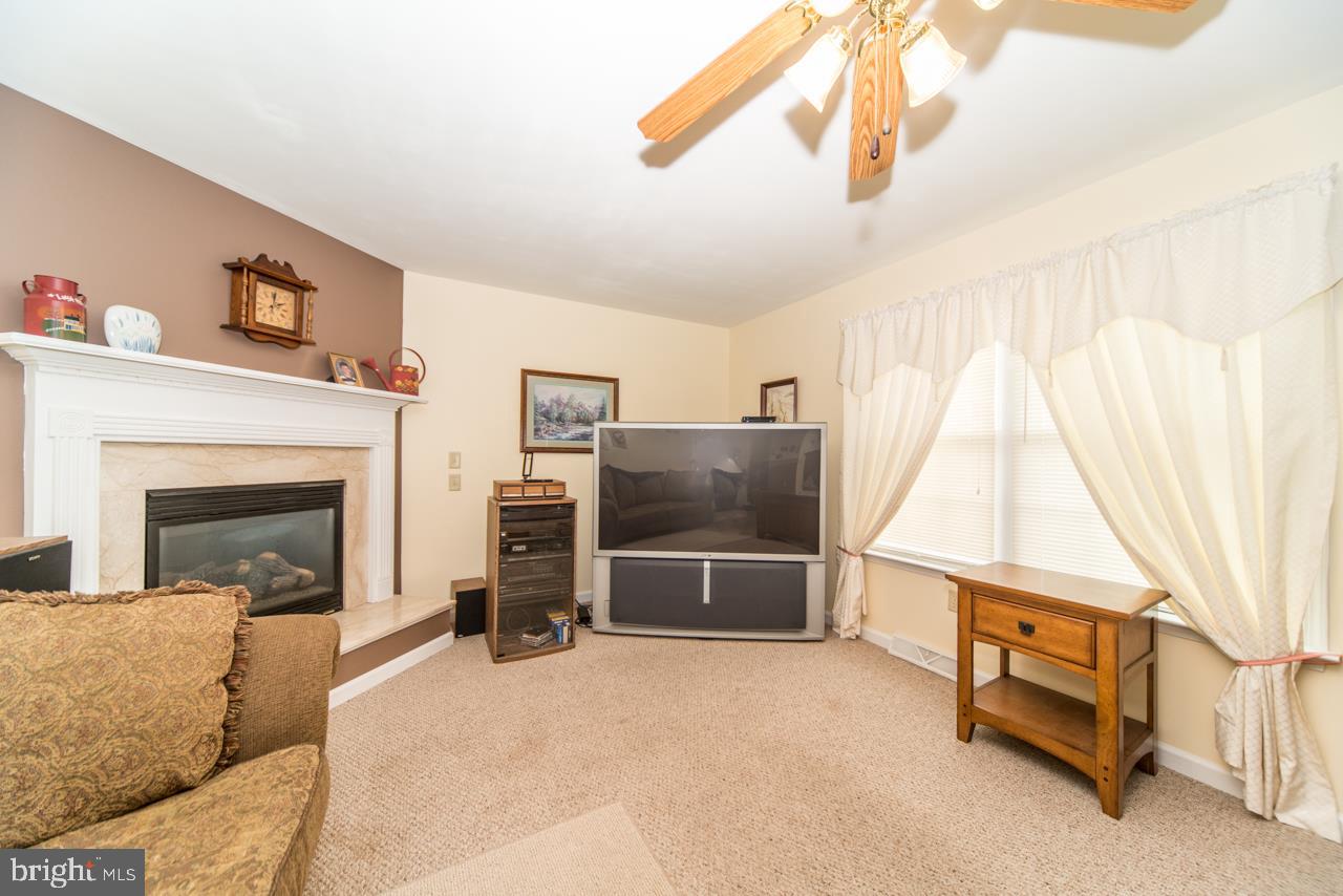 QUAIL HEIGHTS - Residential