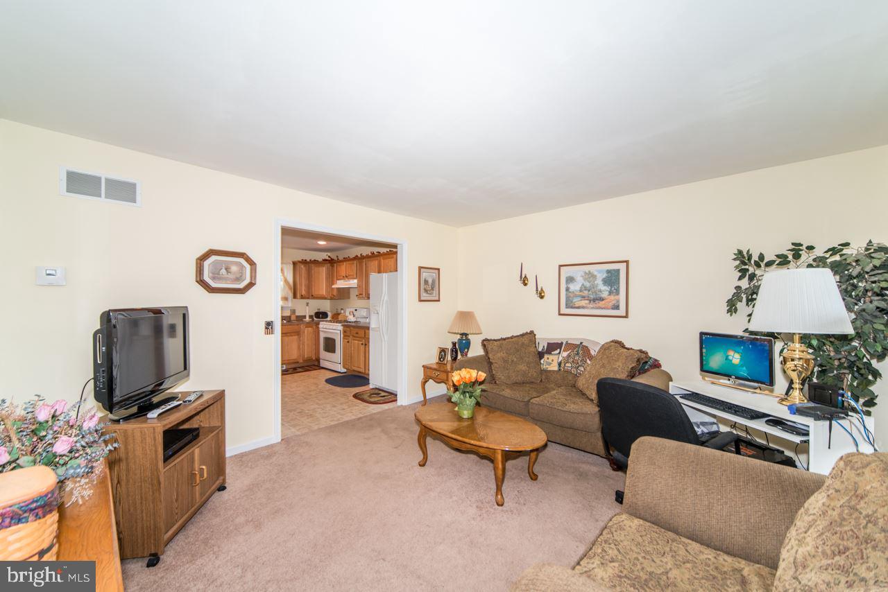 QUAIL HEIGHTS - Residential