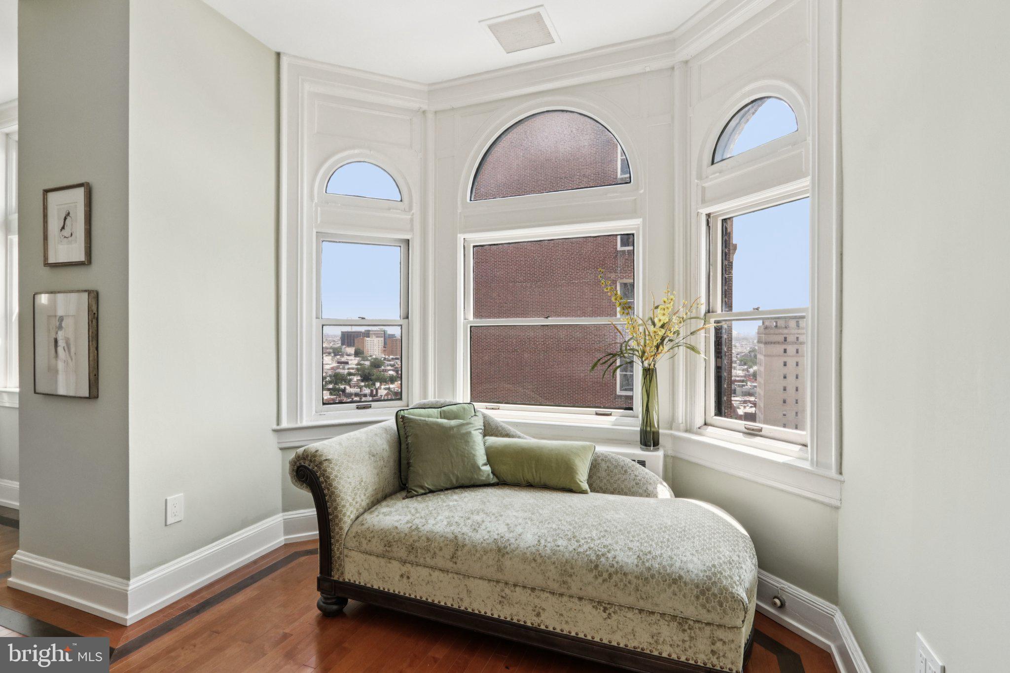 RITTENHOUSE SQUARE - Residential