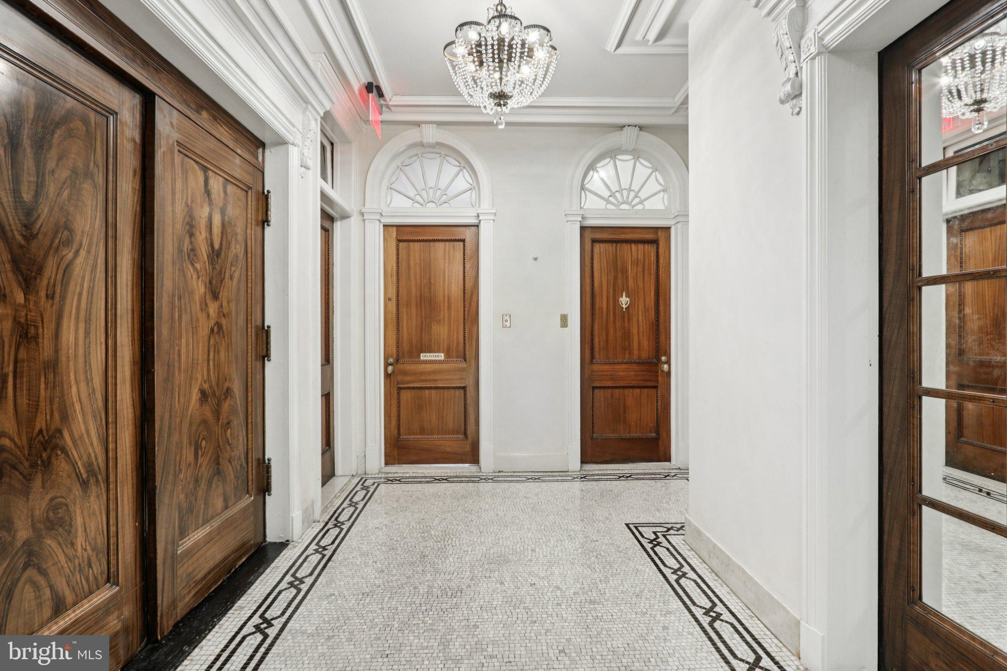 RITTENHOUSE SQUARE - Residential