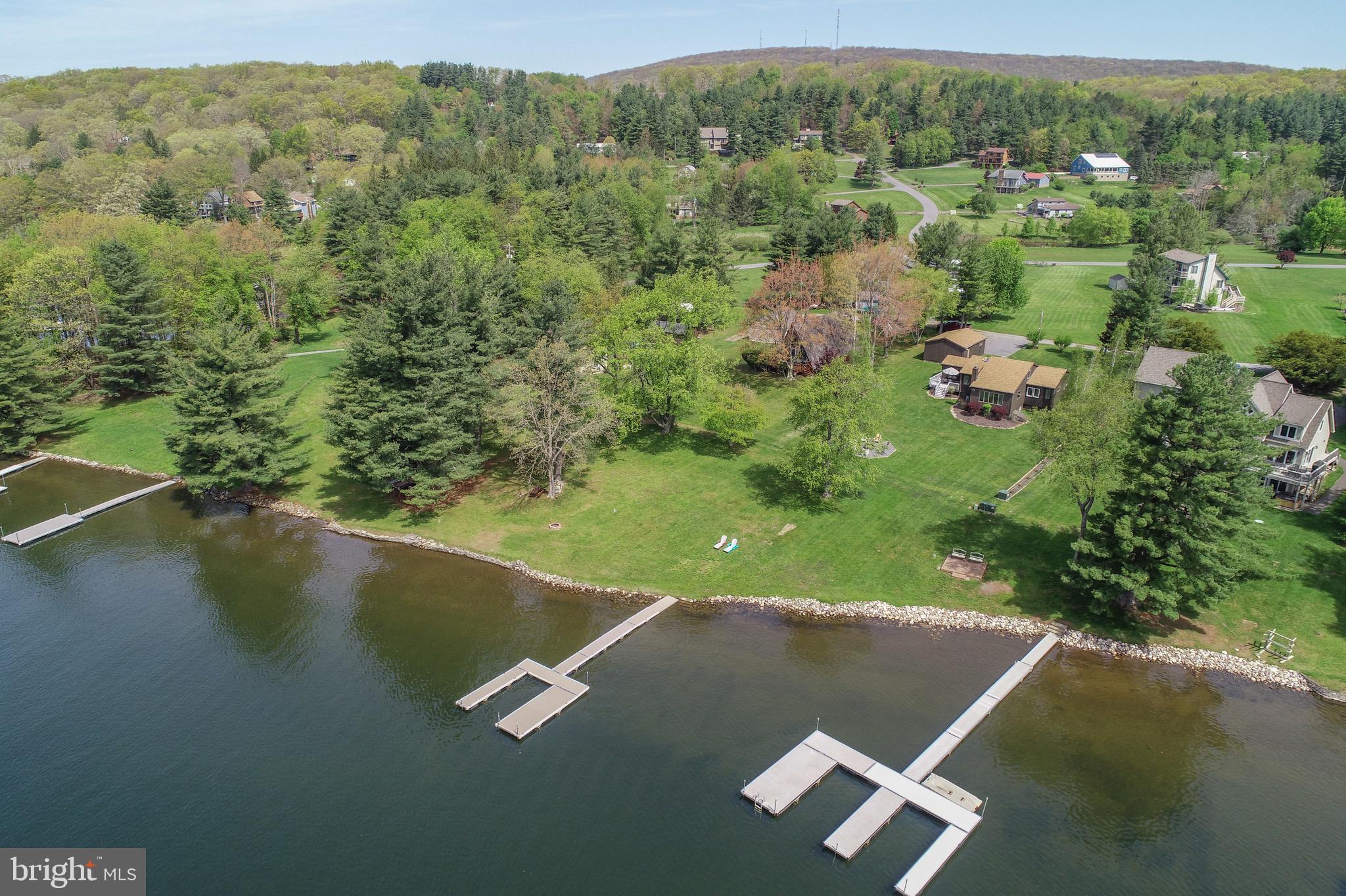 BECKMAN'S PENINSULA - Residential