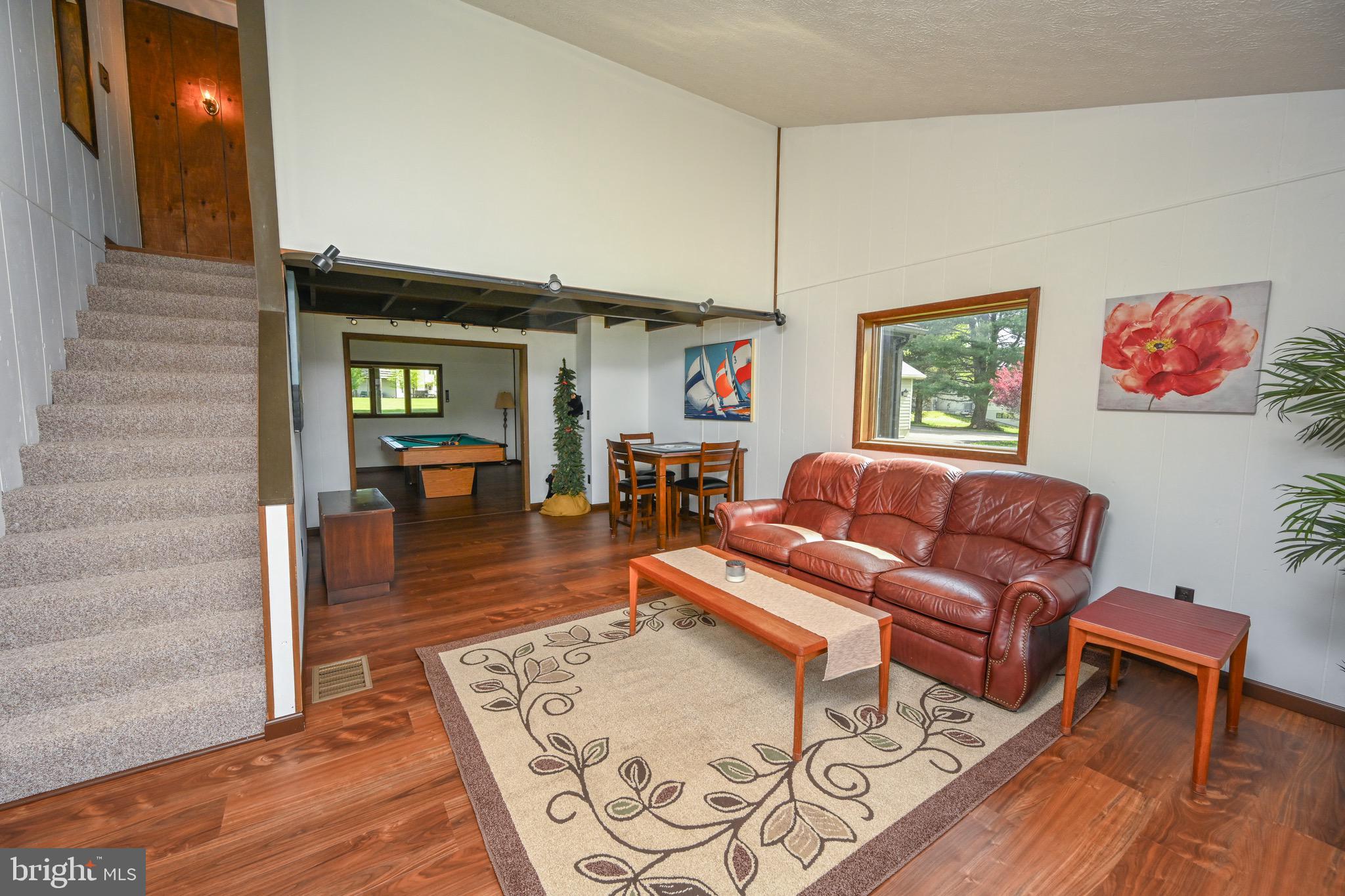 BECKMAN'S PENINSULA - Residential