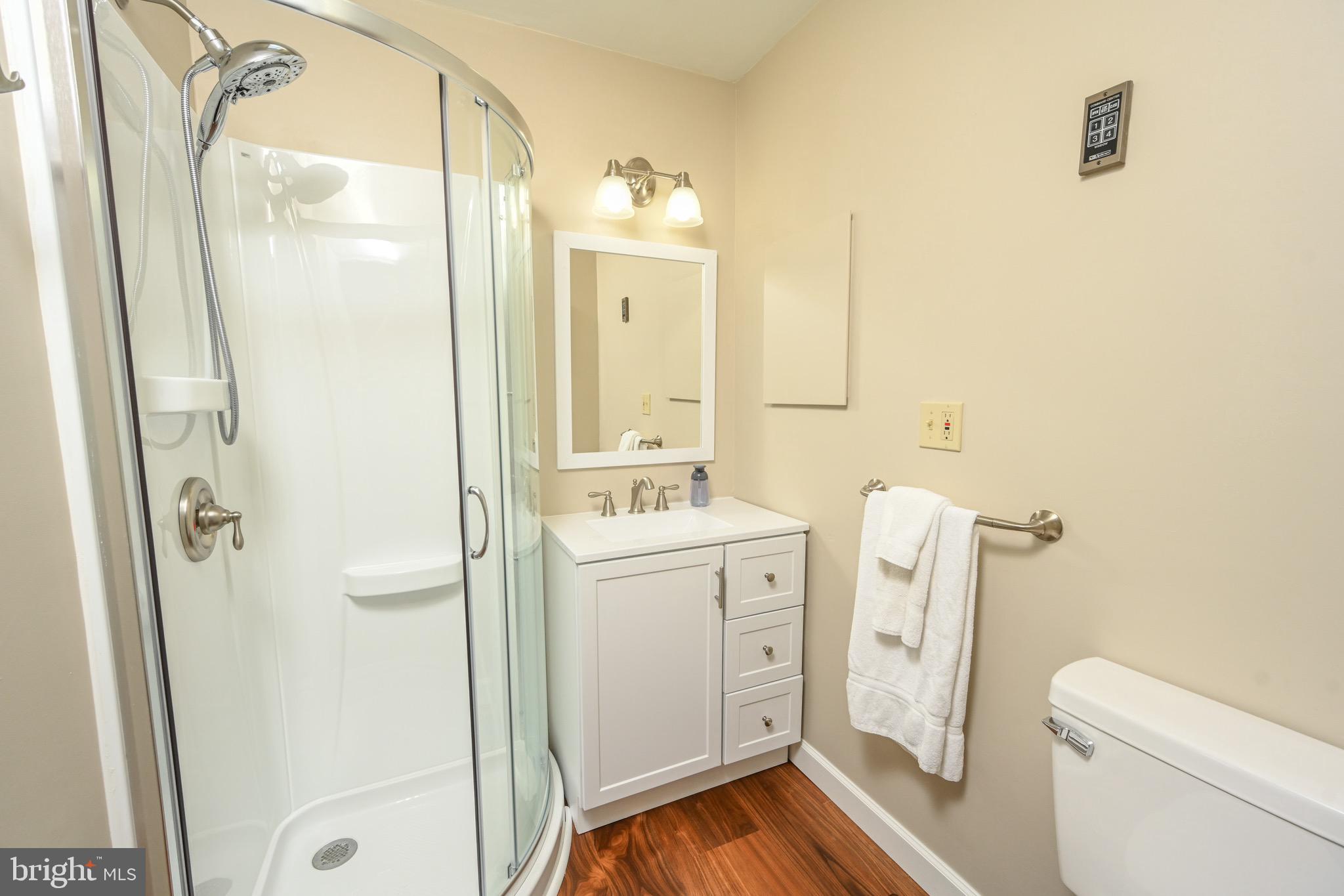 BECKMAN'S PENINSULA - Residential