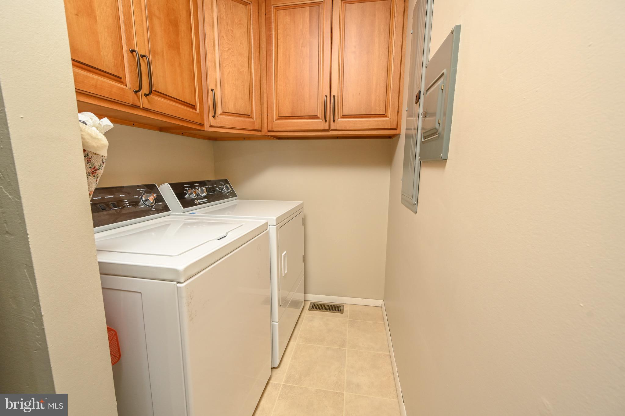 BECKMAN'S PENINSULA - Residential