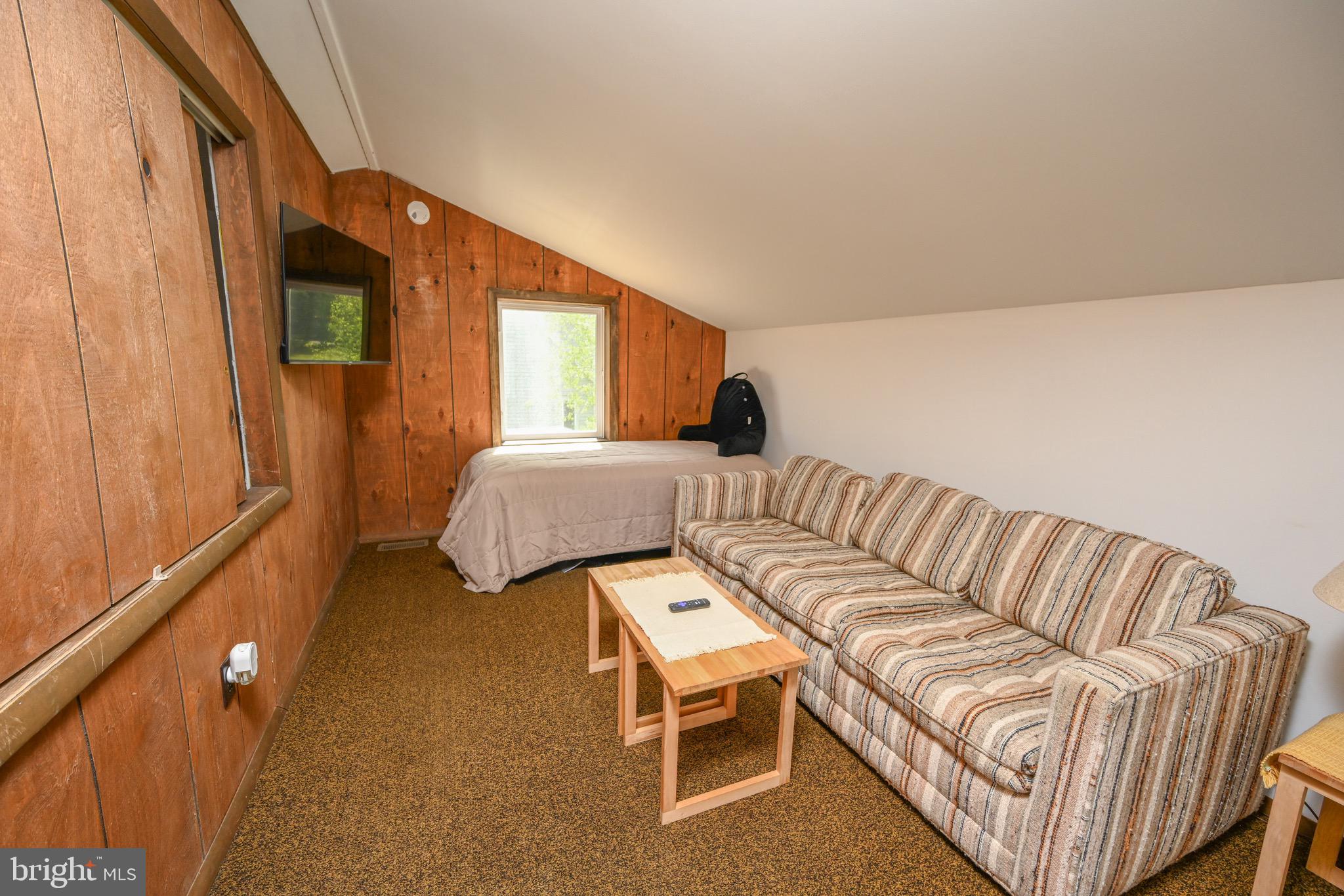 BECKMAN'S PENINSULA - Residential