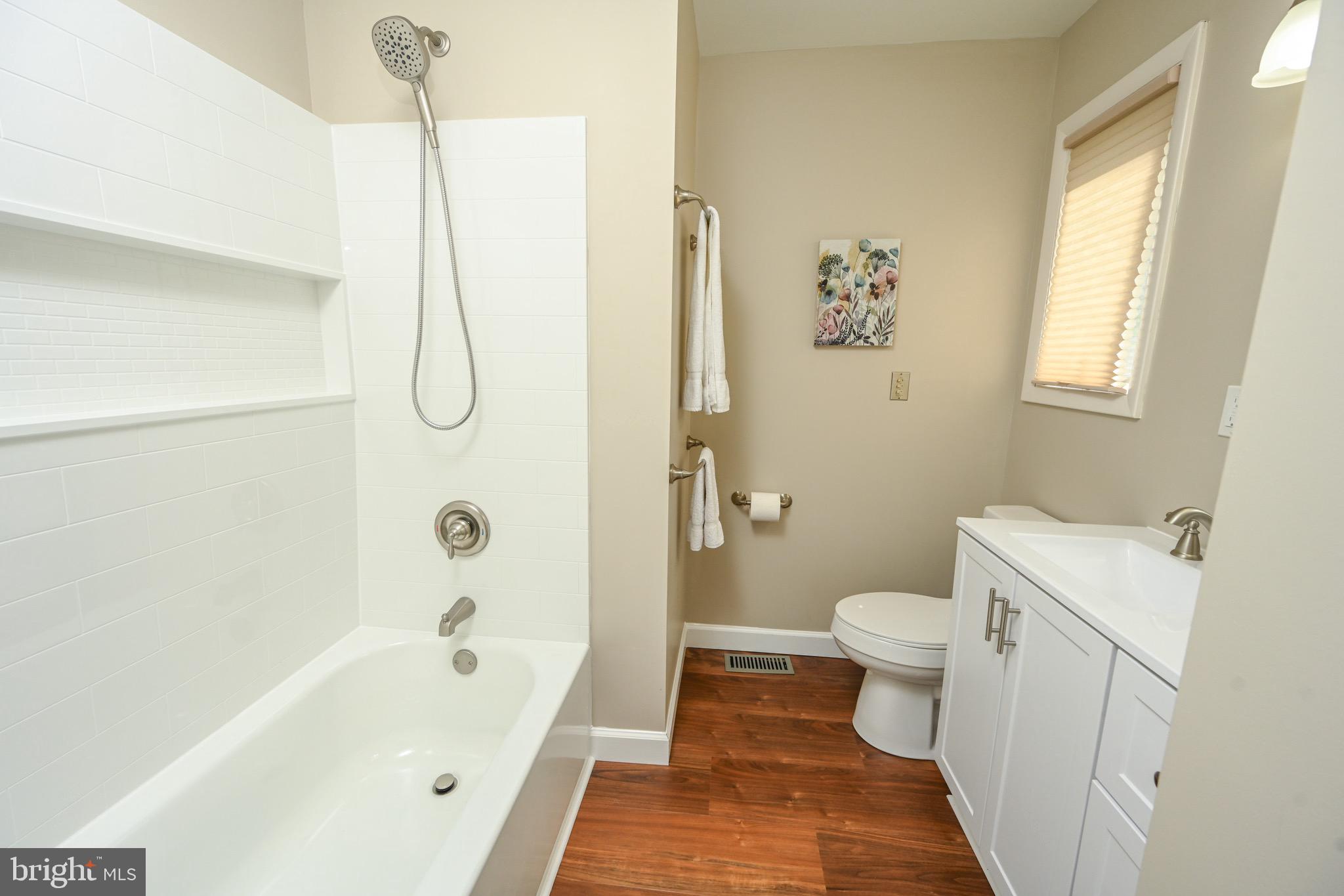 BECKMAN'S PENINSULA - Residential