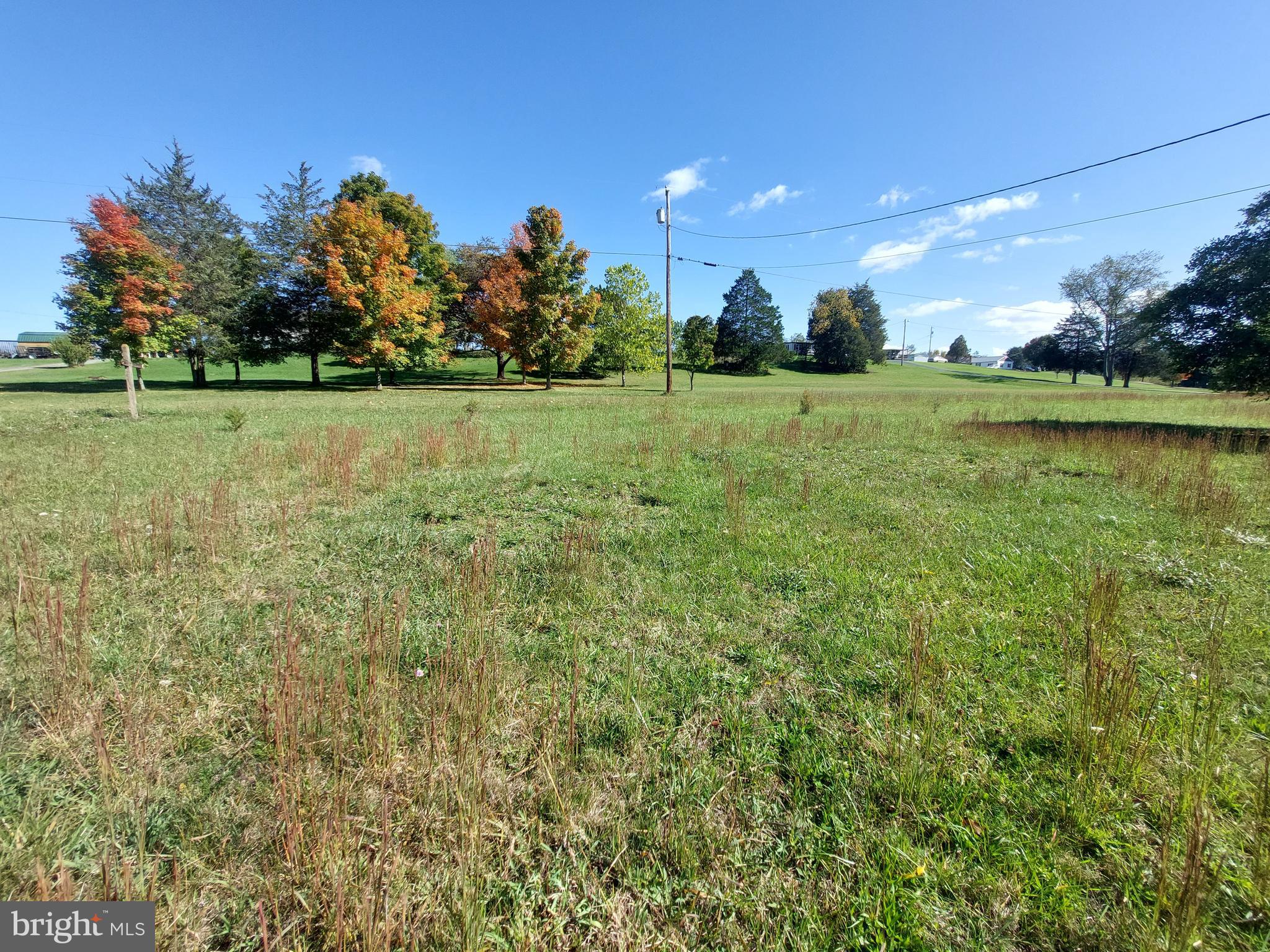 GOLDEN ACRES - Residential