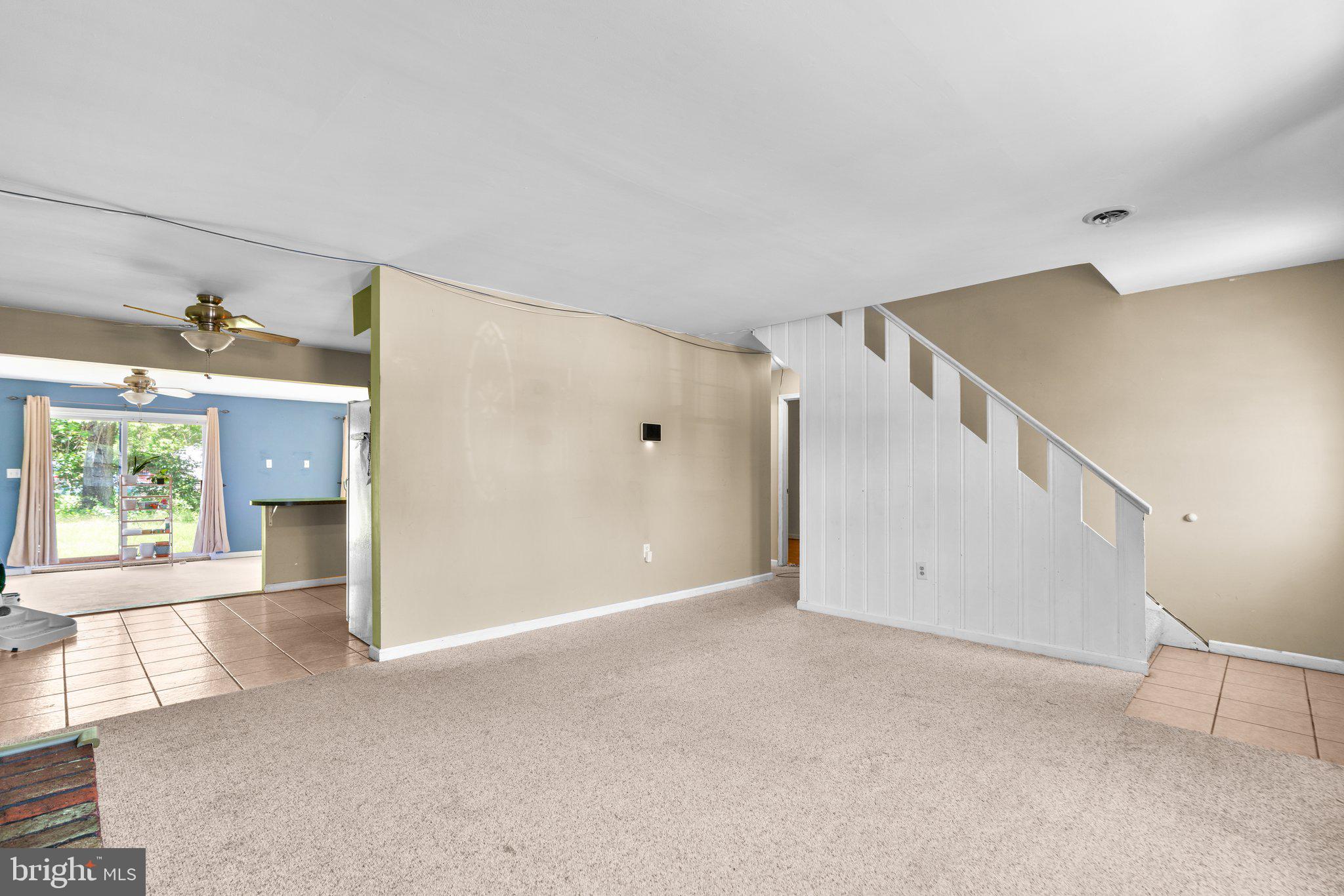 COUNTRY CLUB ESTATES - Residential