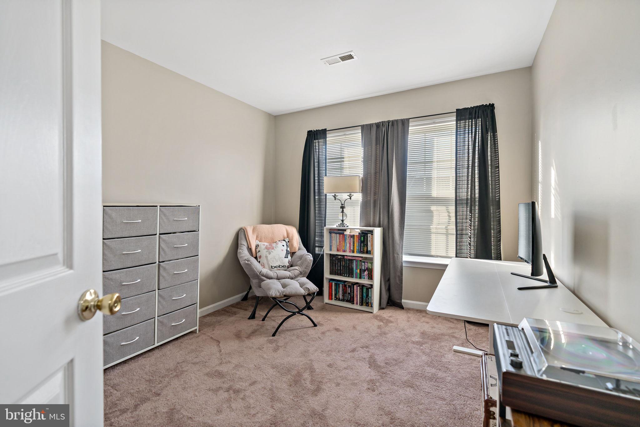 MANOR PARK - Residential