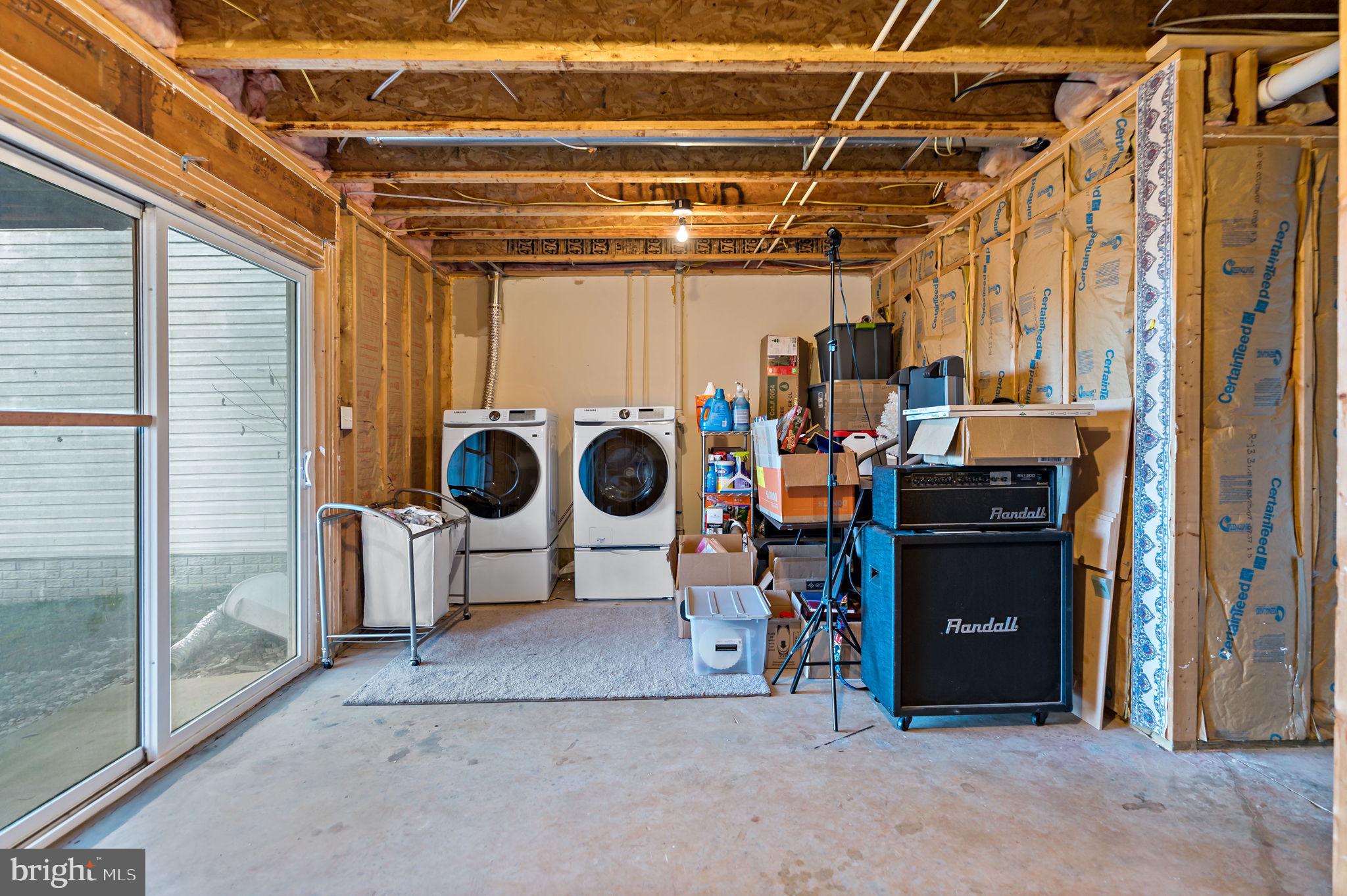 MANOR PARK - Residential