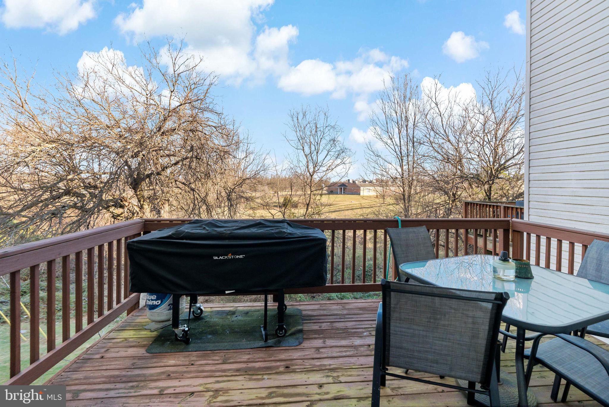 MANOR PARK - Residential