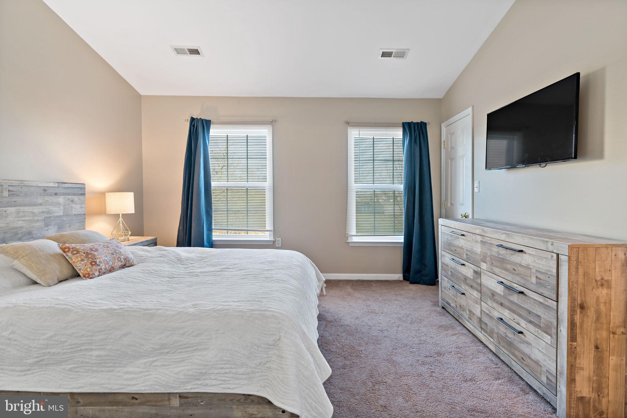 MANOR PARK - Residential