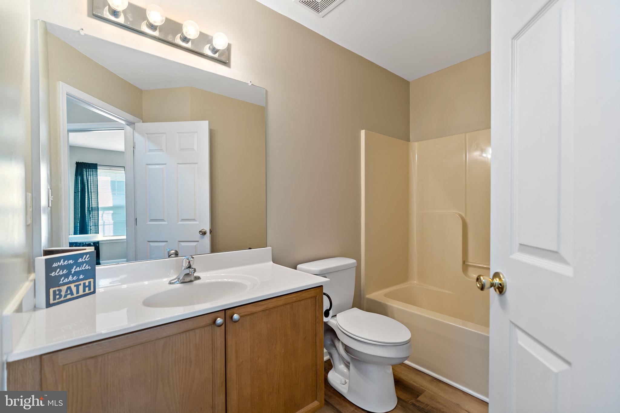 MANOR PARK - Residential