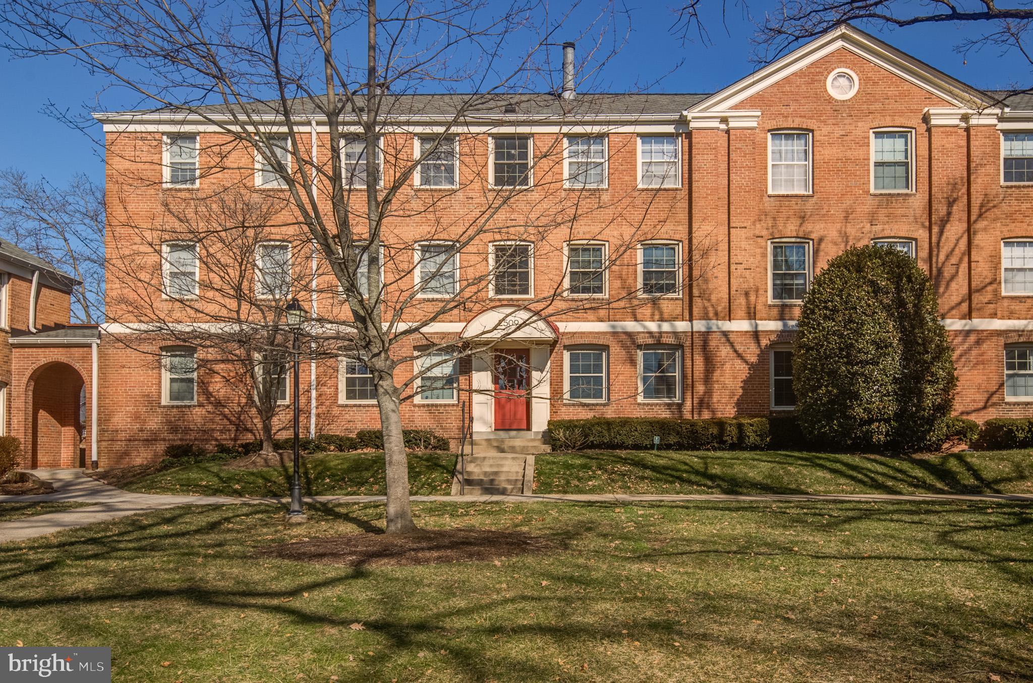 2509 ARLINGTON BOULEVARD 301