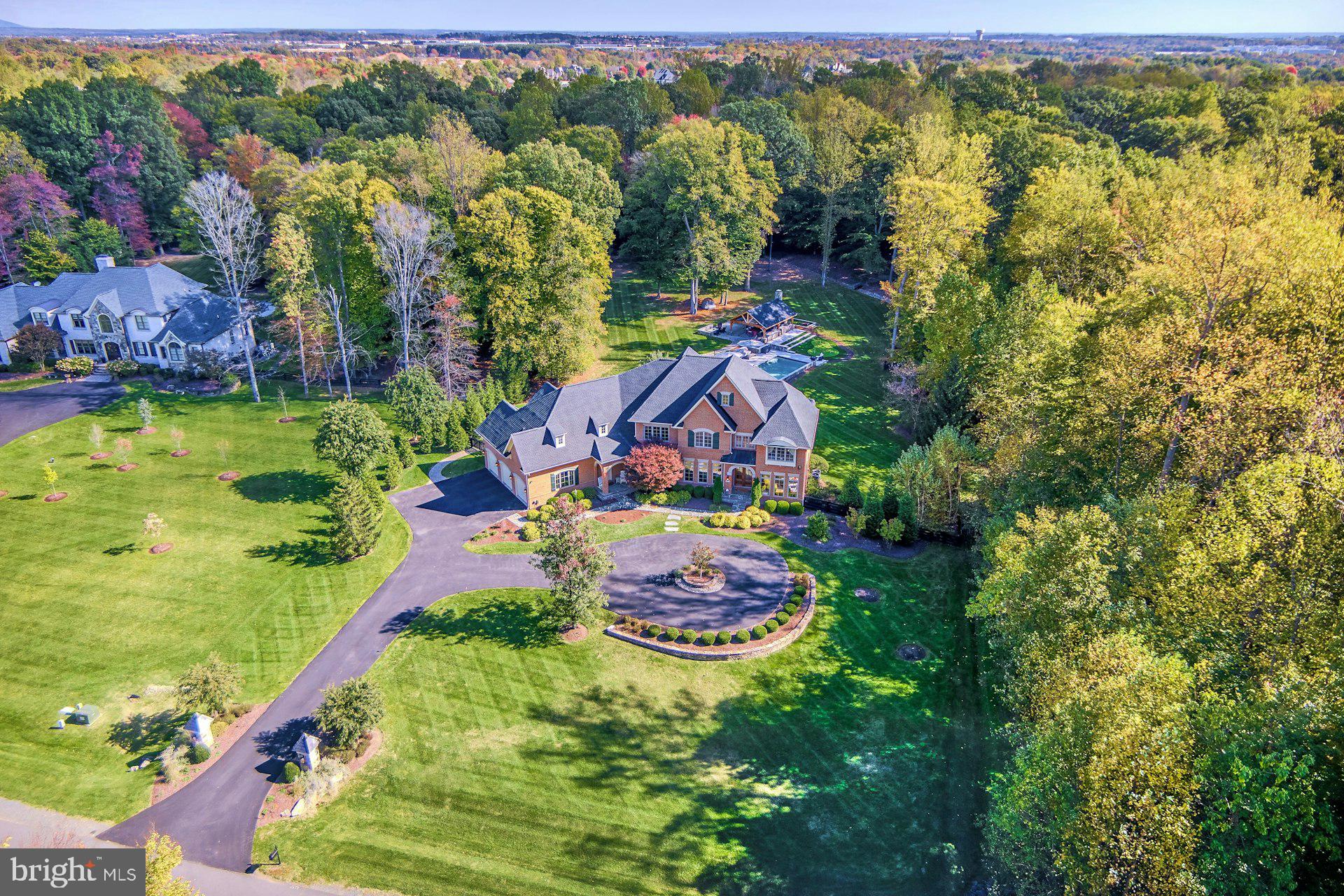 40828 GRENATA PRESERVE PLACE