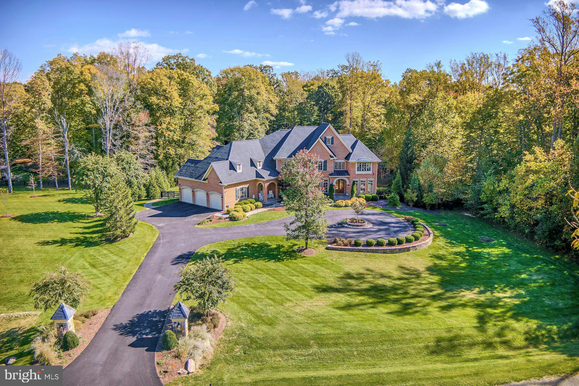 40828 GRENATA PRESERVE PLACE