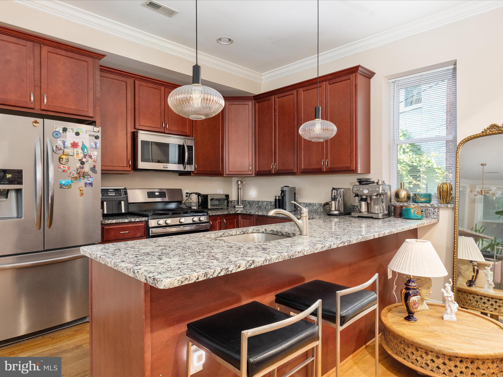21 RHODE ISLAND AVENUE NW