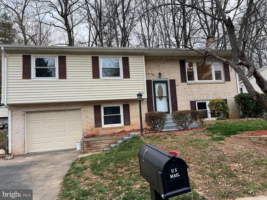 *****Single family house featuring 4beds, 3 baths, beautifully updated, Hardwood floor in the main level and basement has tile. New kitchen with granite, Large deck in the back, Updated all bath , light fixtures and many more. Very convenient, close to school, McDonalds, Shopping etc. Owner is an agent